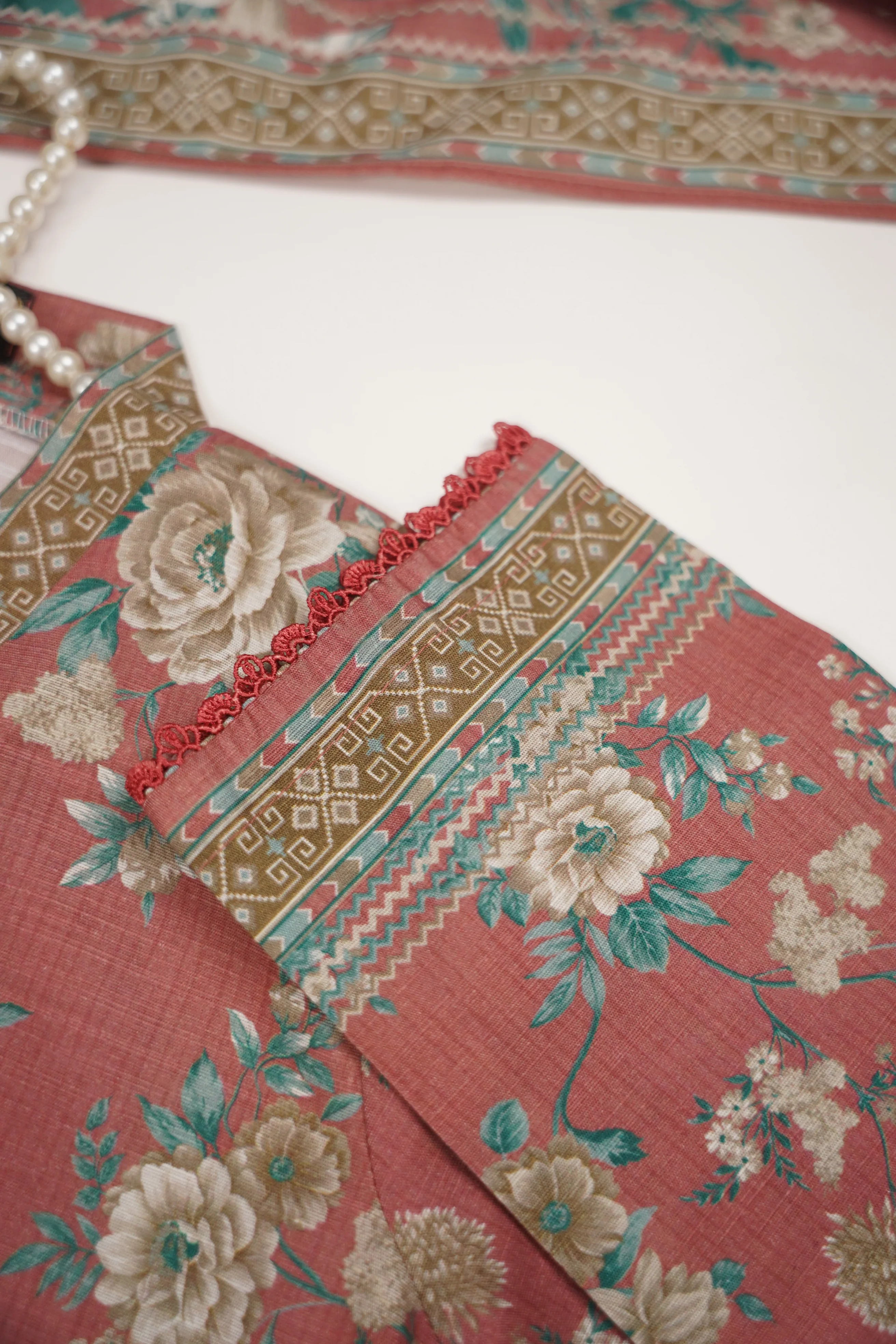 Original Bin Saeed Khaddar 3 PCS Collection HB-01 - Image 4