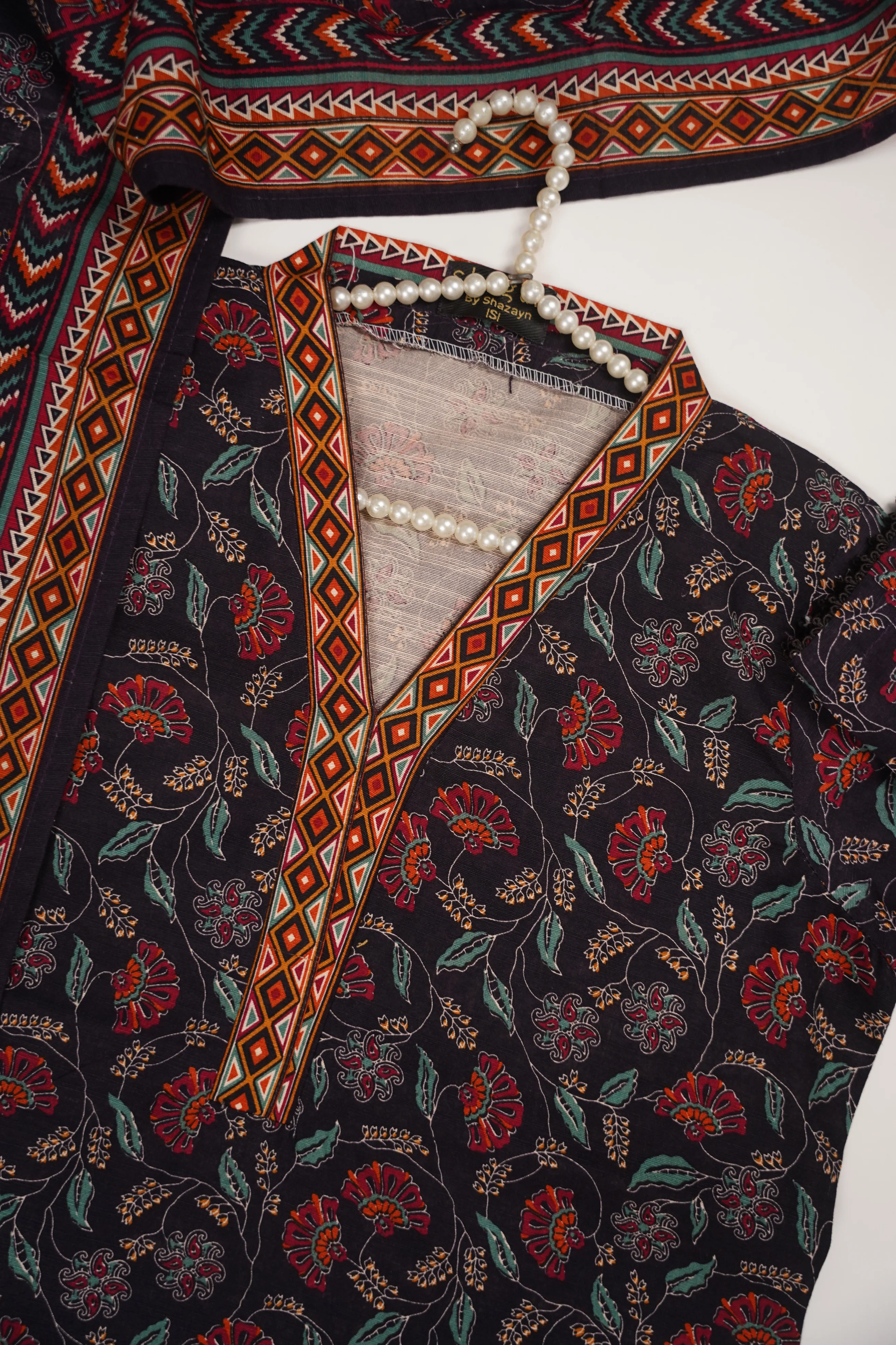 Original Bin Saeed Khaddar 3 PCS Collection HB-02 - Image 3