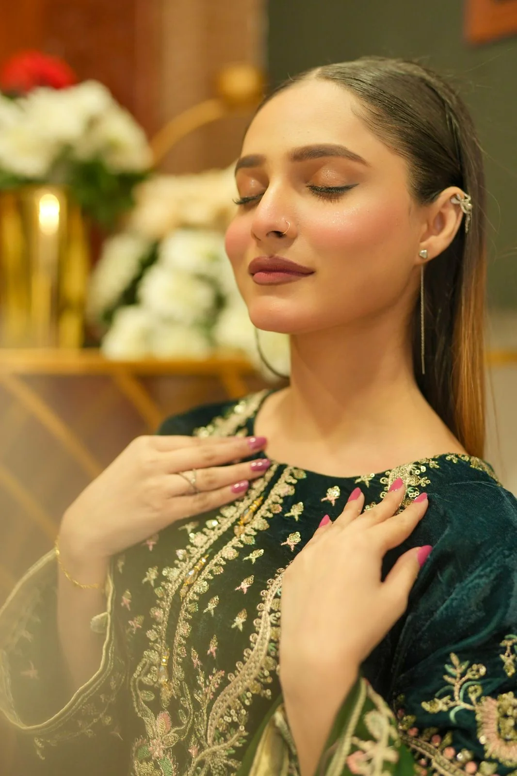 Dastaan Exclusive Velvet Eid collection MM-01 - Image 8