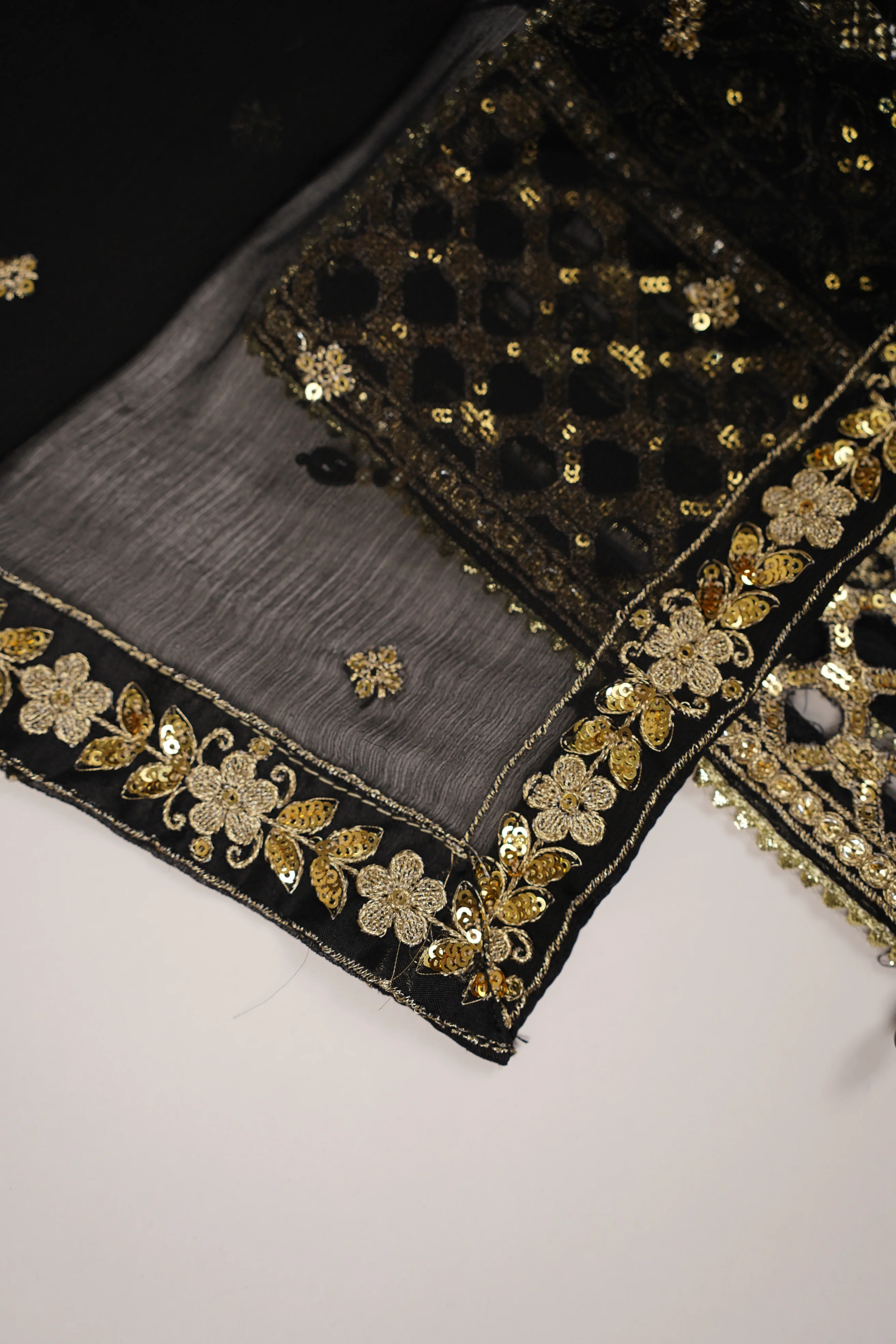 Dastaan Exclusive Velvet collection MM-07 - Image 9