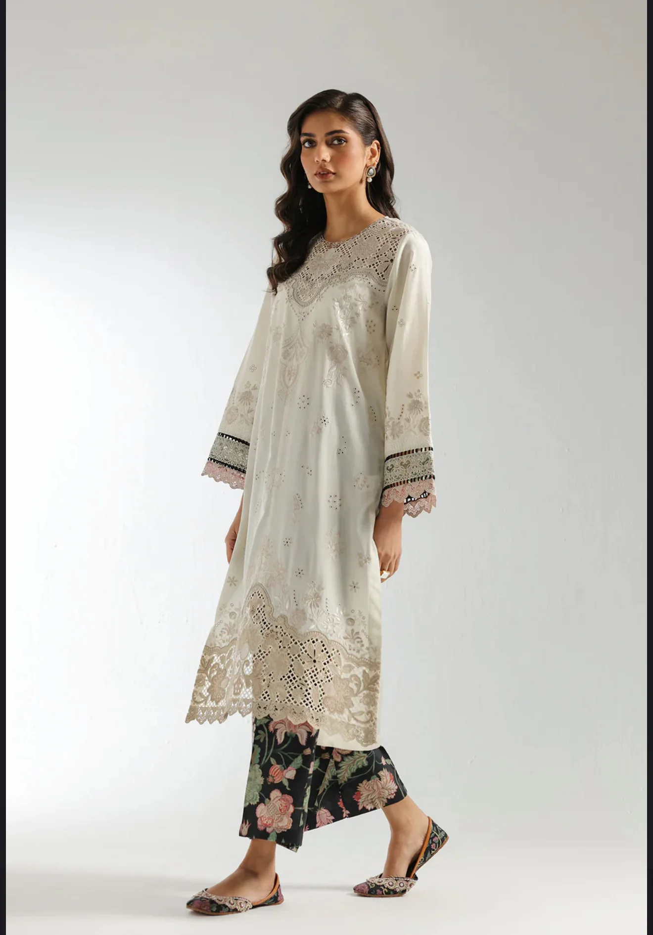 Ethnic EMBROIDERED Co-Ords -05 - Image 4