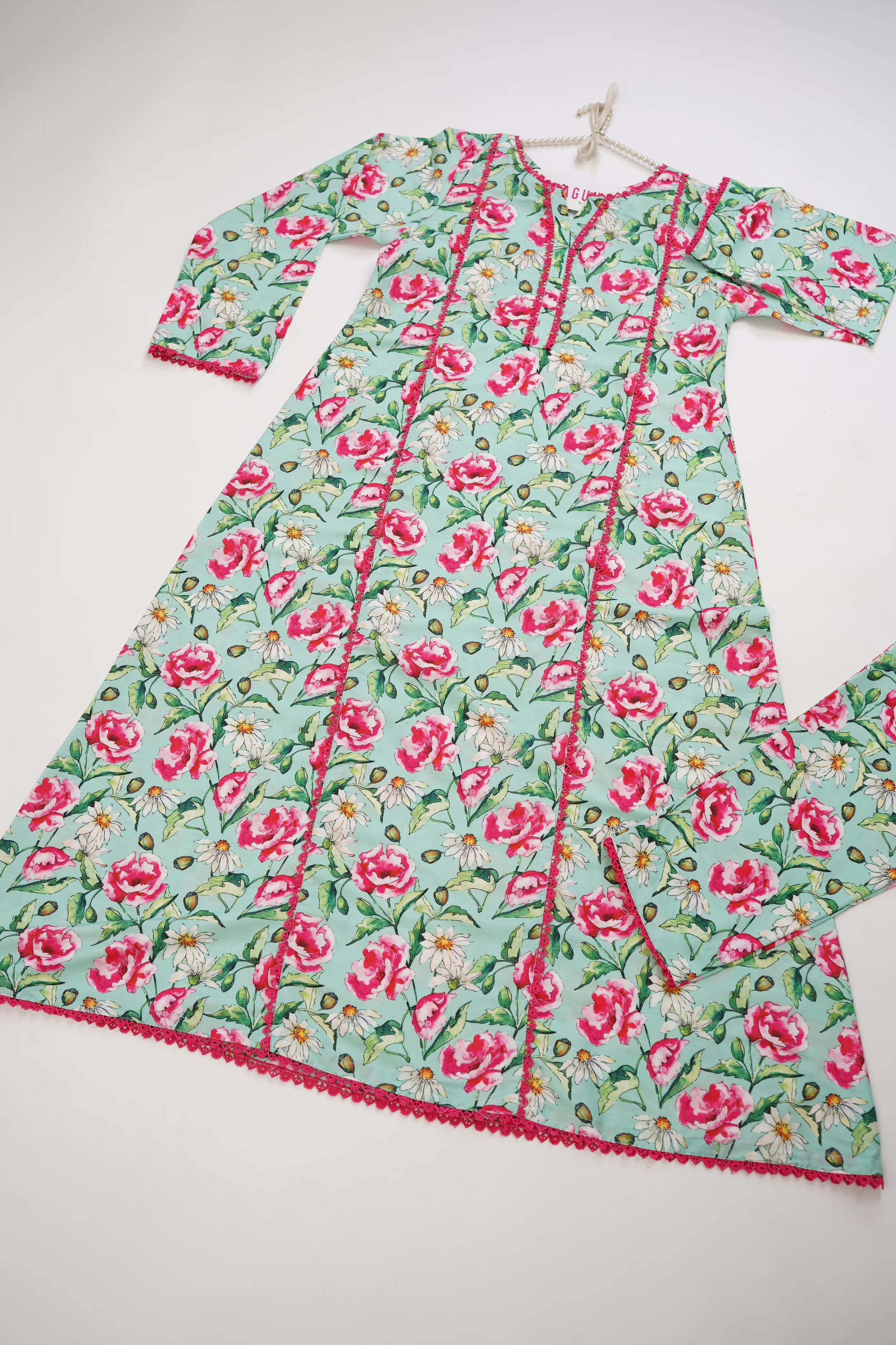Khaddar Floral Printed 2pcs A-Line Maxi Collection KFP--06 - Image 3
