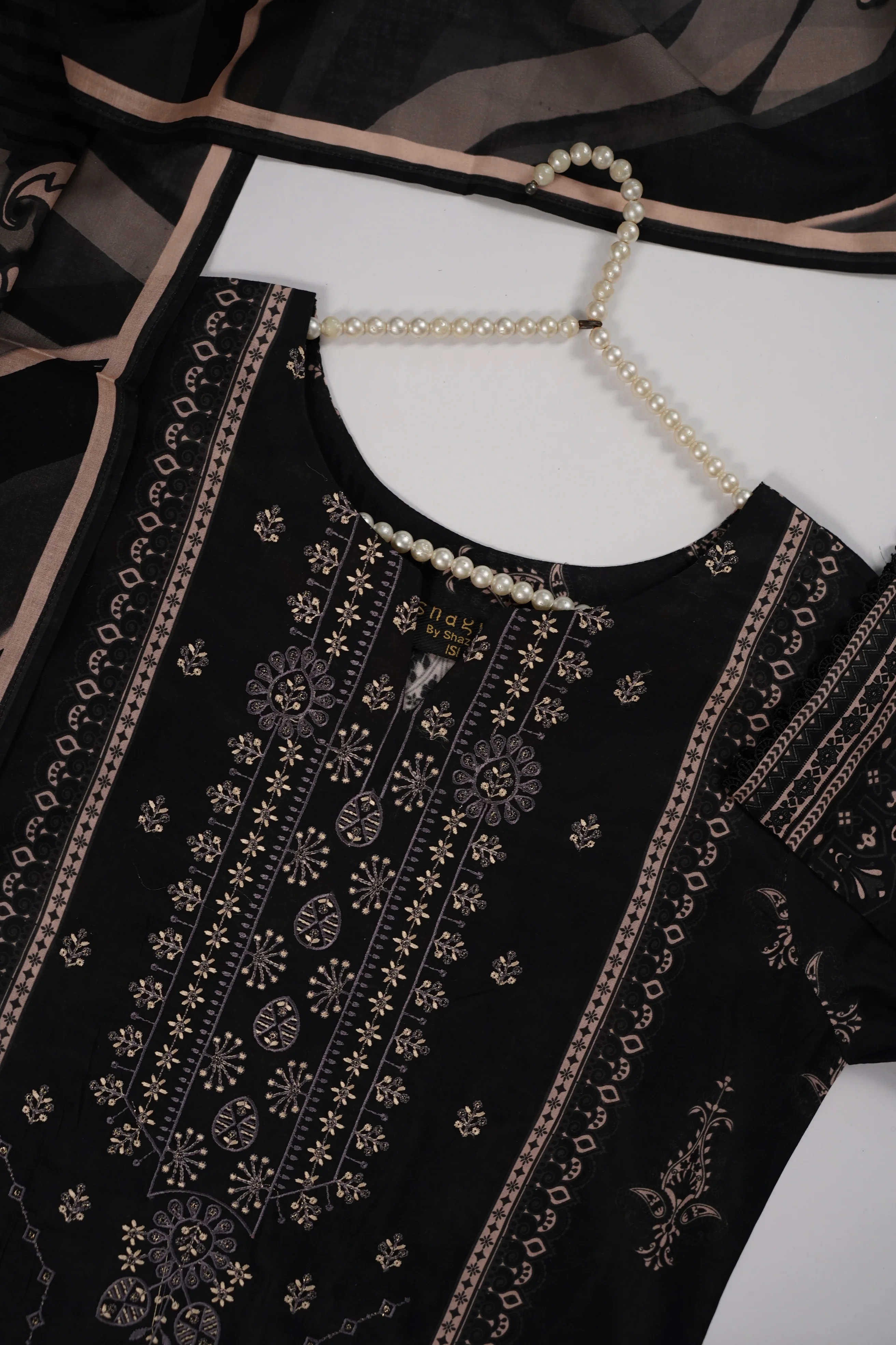 Mahjbeen Original Designer ZQ-03 - Image 3