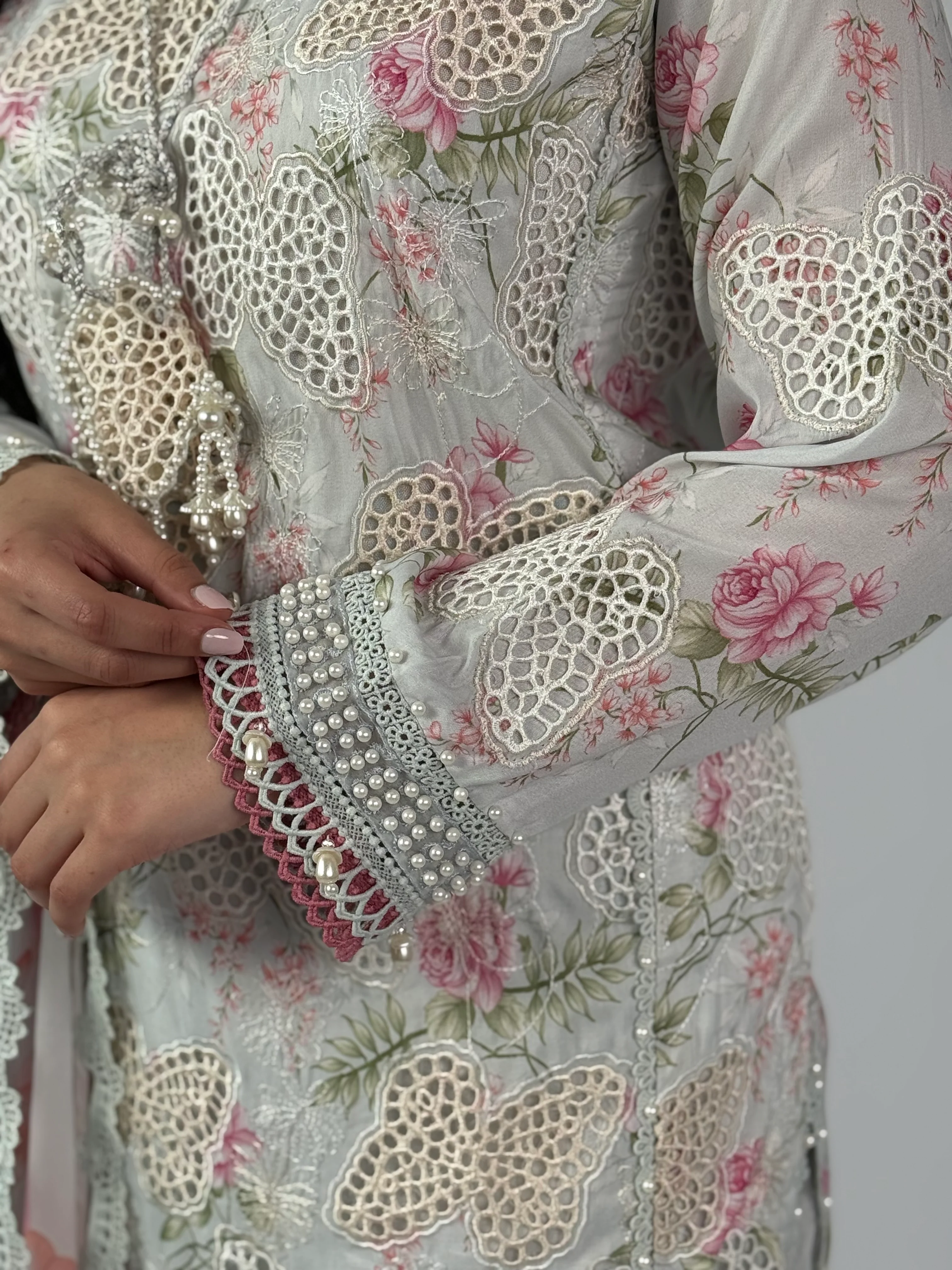 Maria B by shagun Luxury Collection - lawn M01 - Image 5