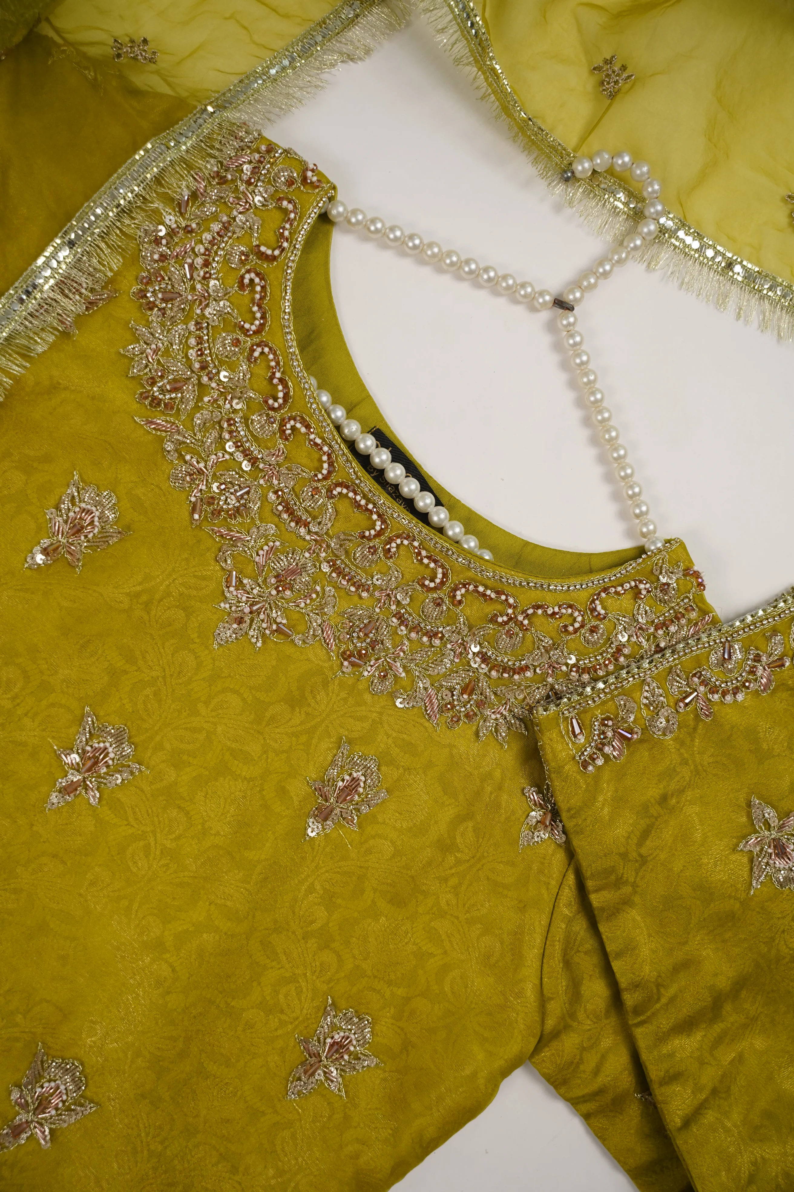 Noor-e-Fishan Exclusive Wedding wear Collection CM-01 - Image 8