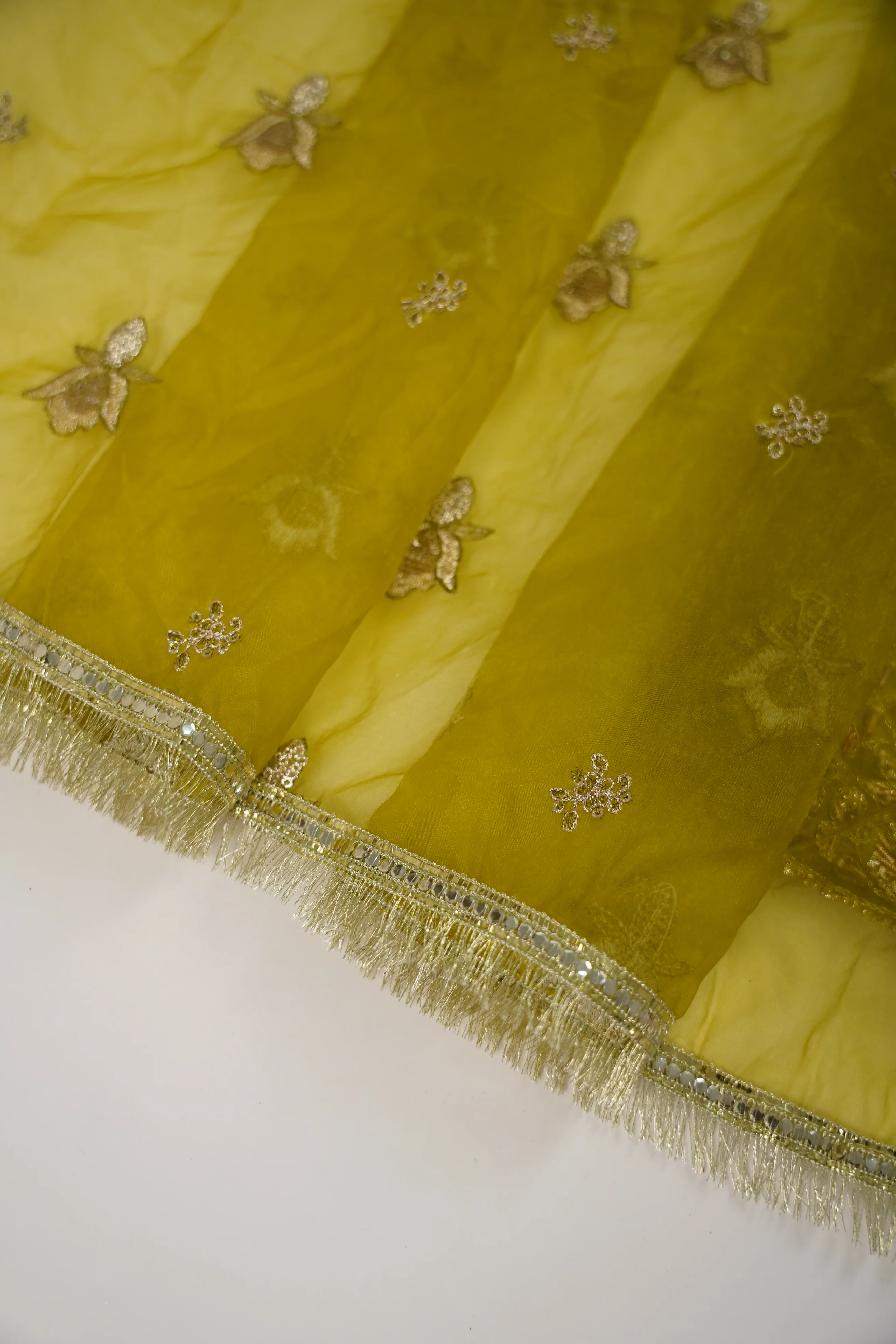 Noor-e-Fishan Exclusive Wedding wear Collection CM-01 - Image 9