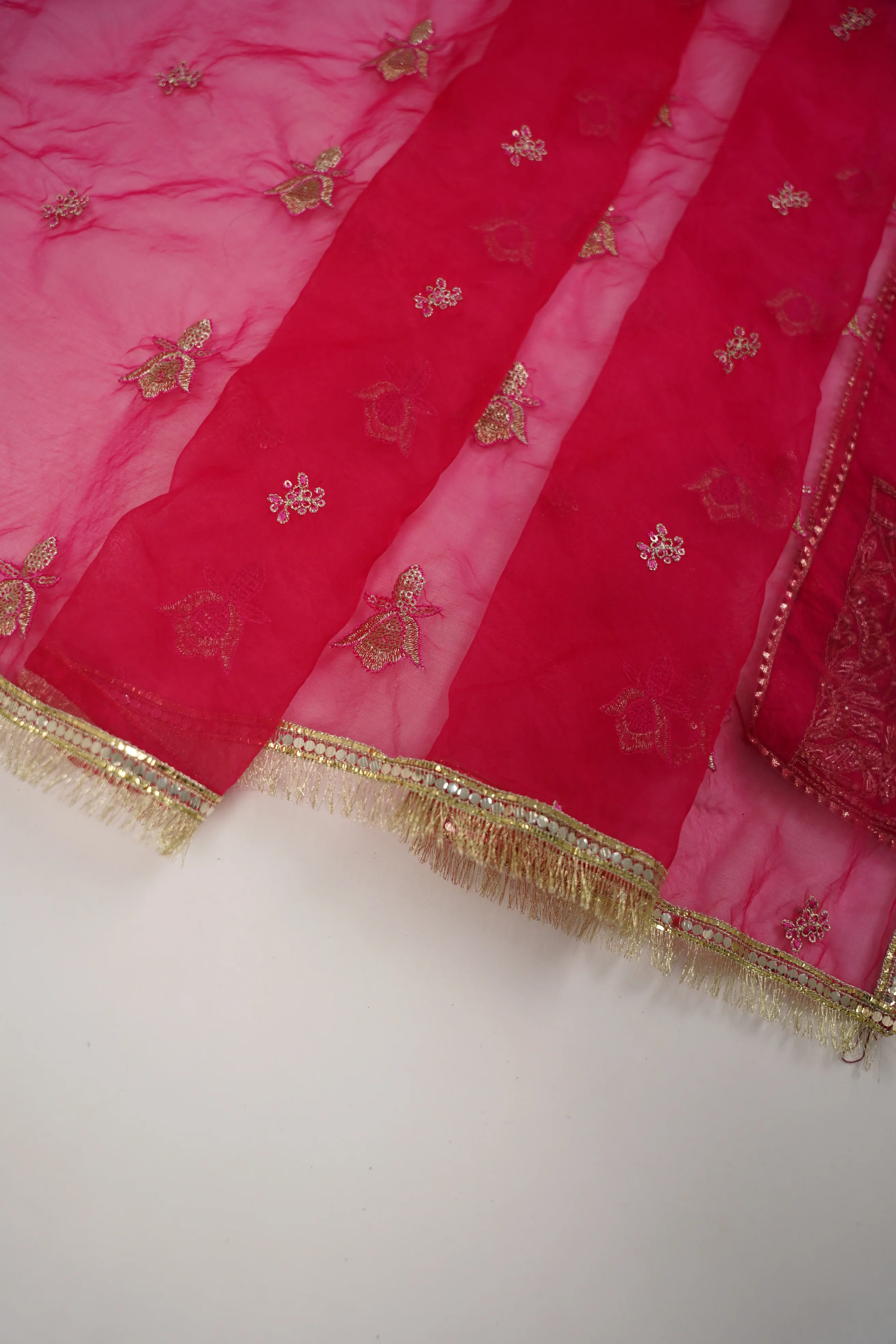 Noor-e-Fishan Exclusive Wedding wear Collection CM-02 - Image 9
