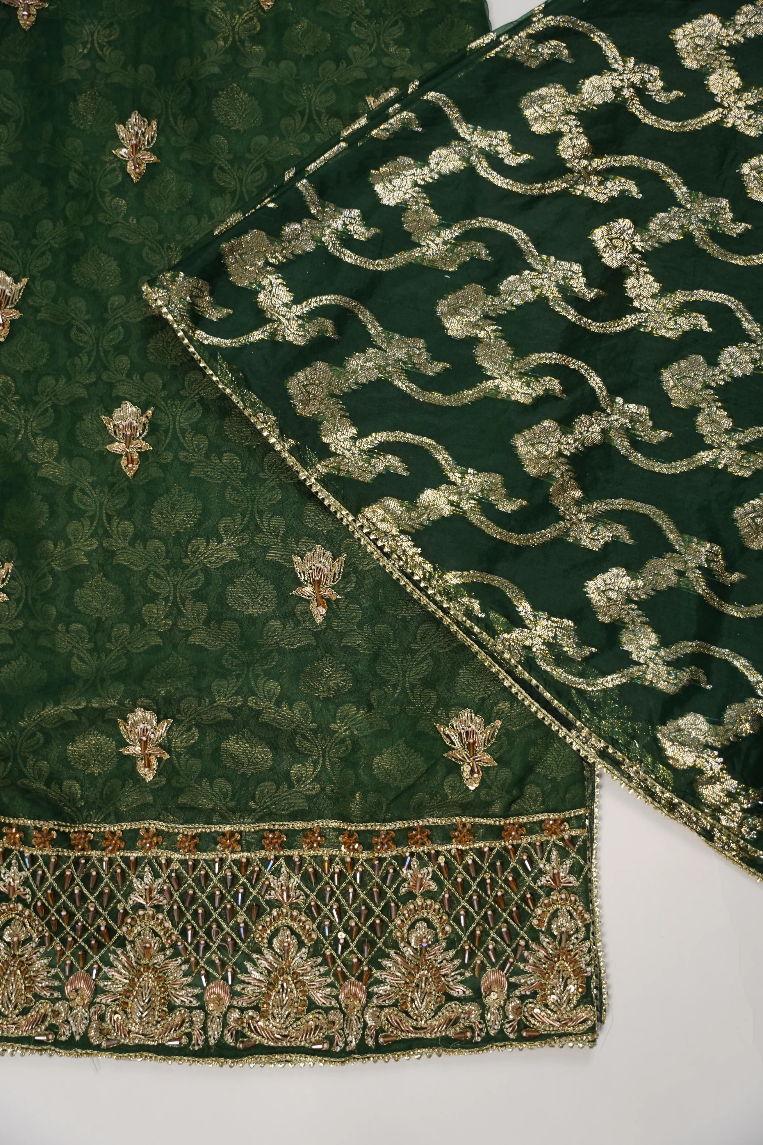 Noor-e-Fishan Exclusive Wedding wear Collection CM-03 - Image 5