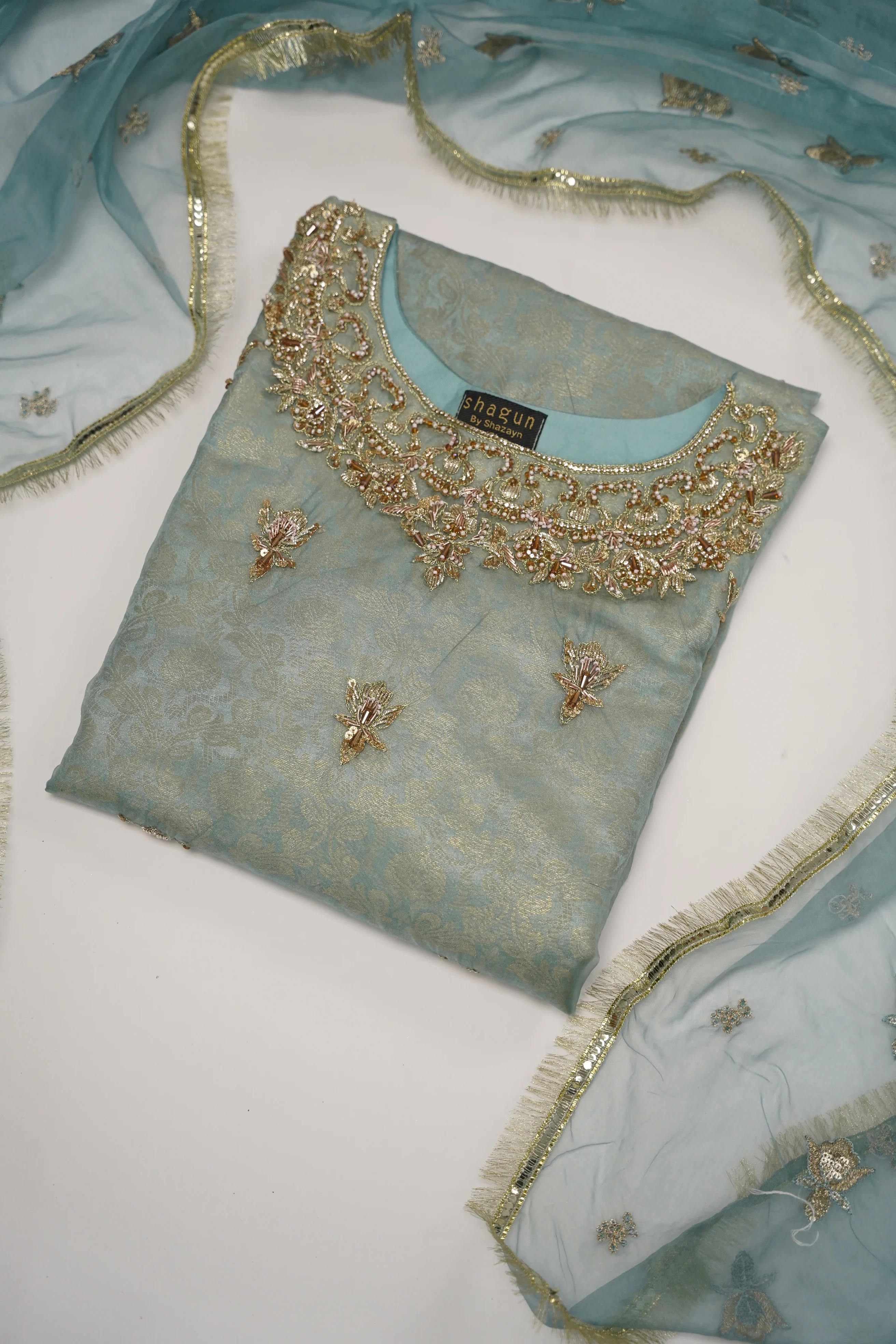 Noor-e-Fishan Exclusive Wedding wear Collection CM-05 - Image 2
