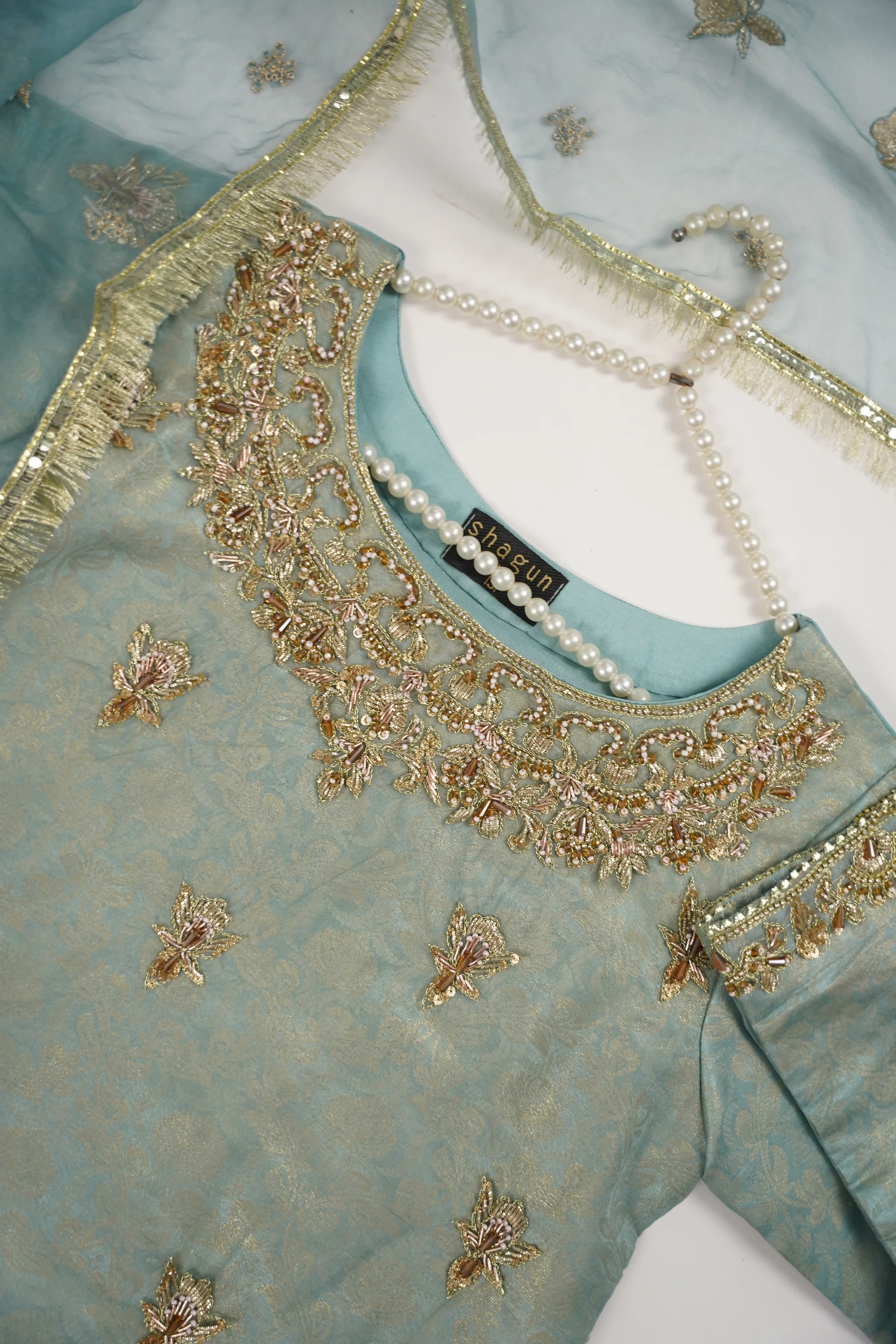 Noor-e-Fishan Exclusive Wedding wear Collection CM-05 - Image 8