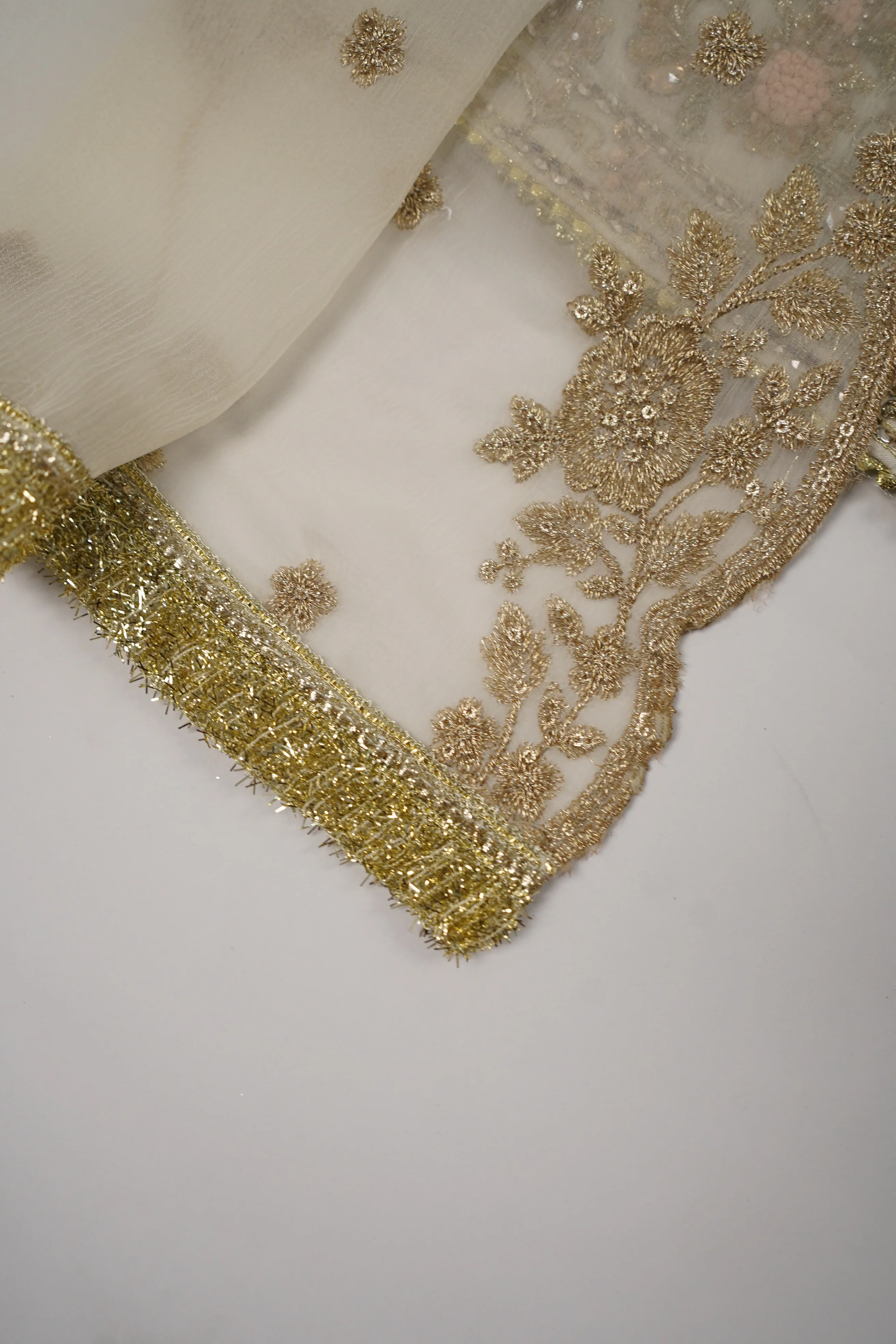 Noor-e-Fishan Luxury Wedding Collection TYU-01 - Image 10