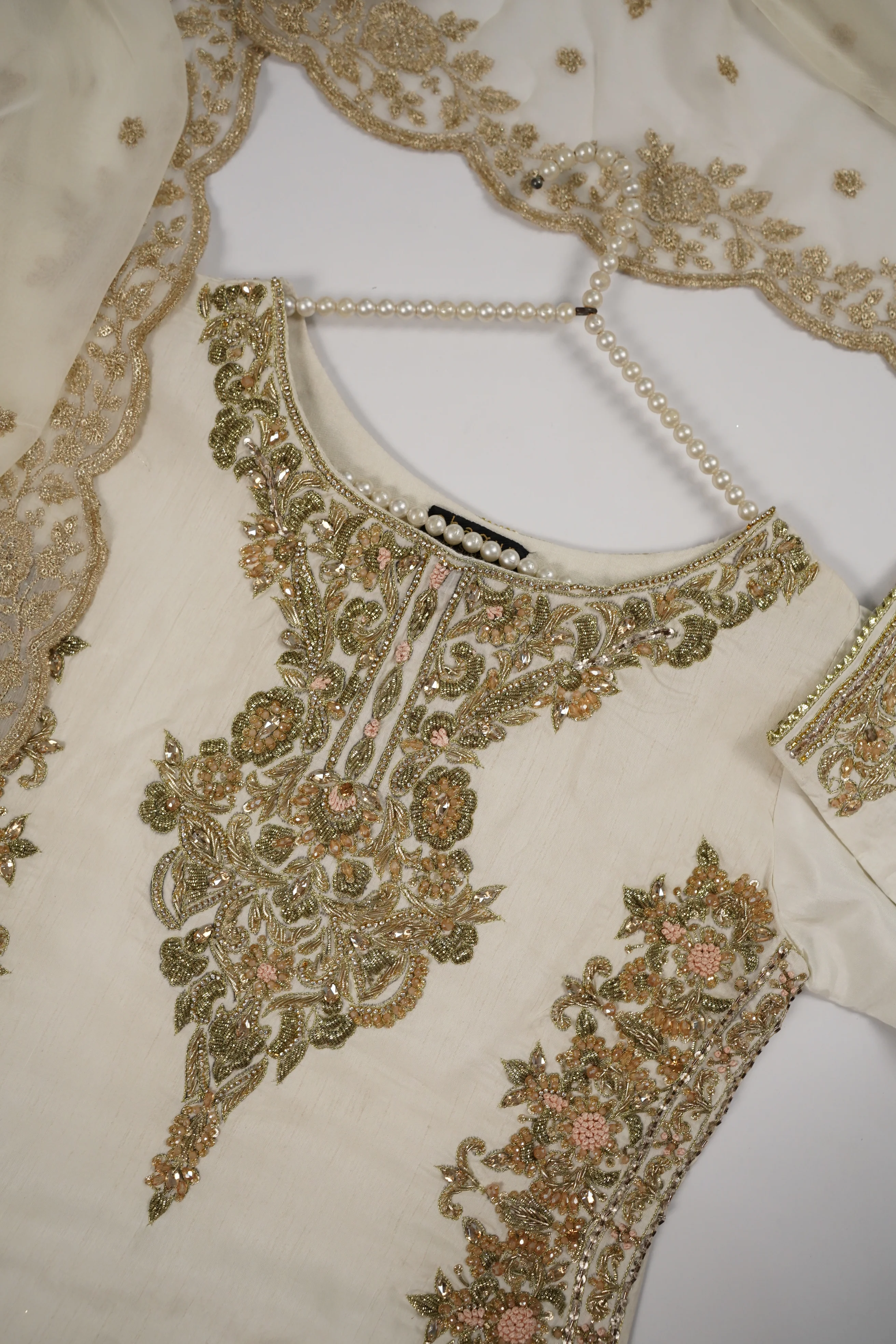 Noor-e-Fishan Luxury Wedding Collection TYU-01 - Image 4