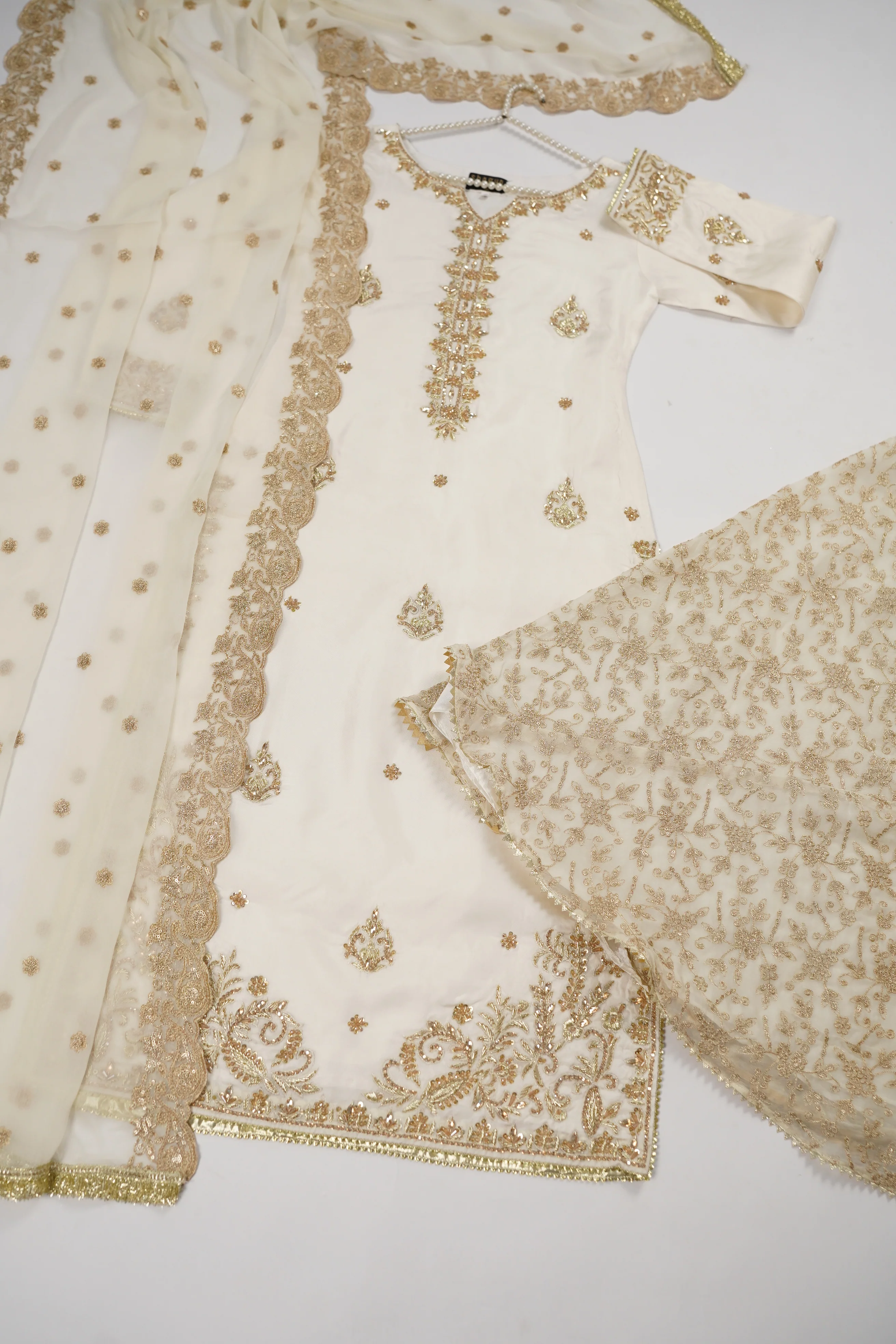 Noor-e-Fishan Luxury Wedding Collection TYU-03 - Image 4