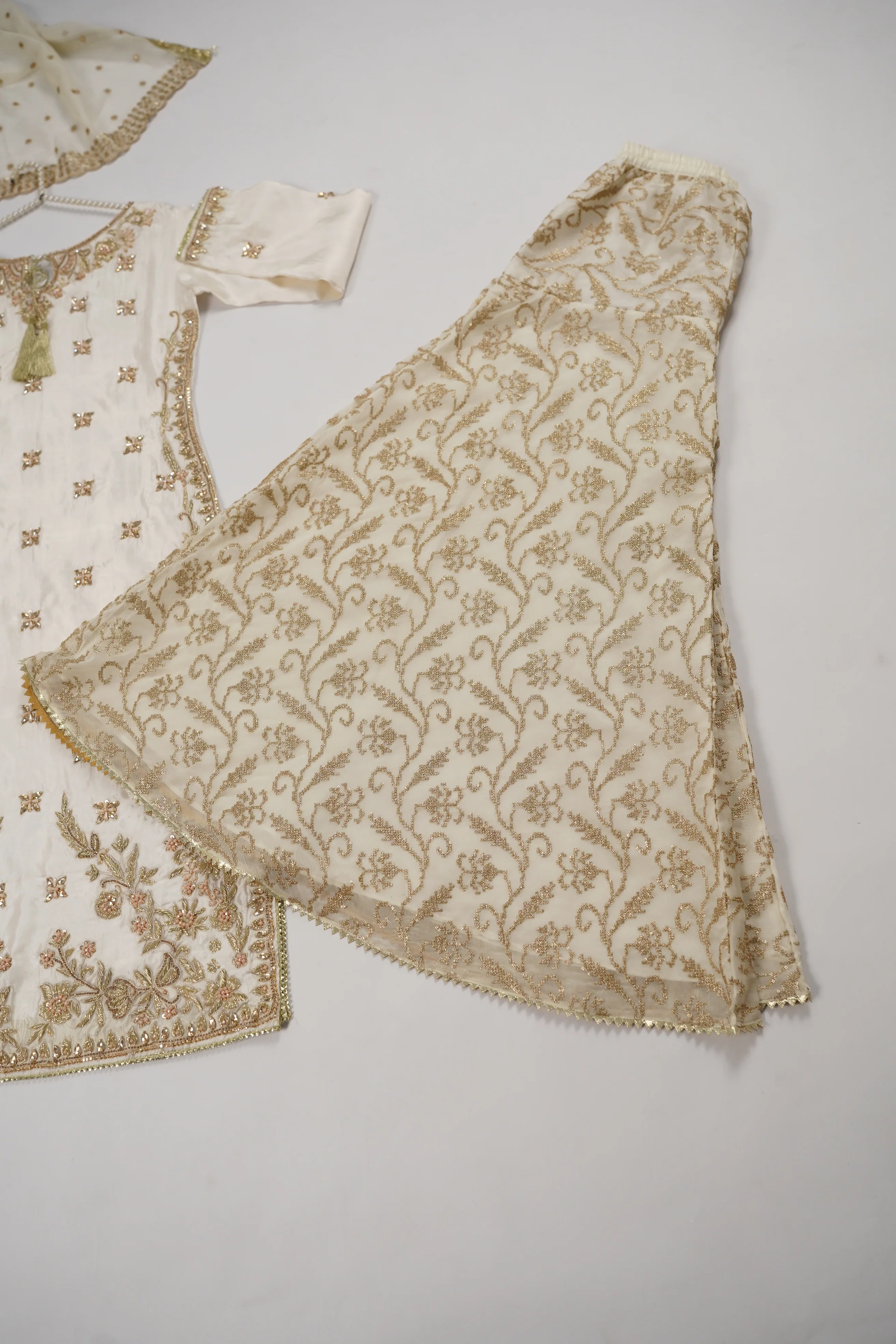 Noor-e-Fishan Luxury Wedding Collection TYU-04 - Image 5