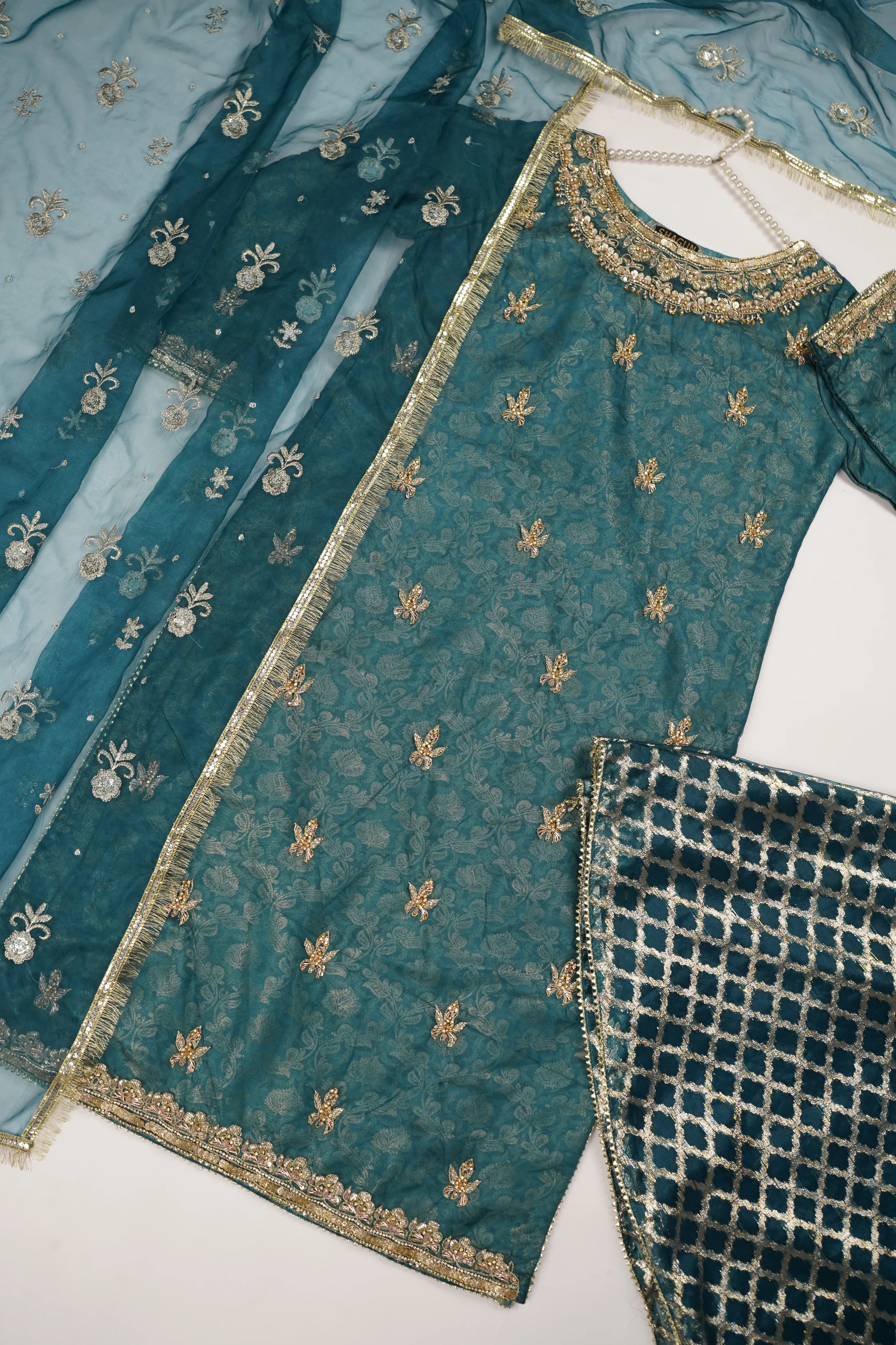 Noor-e-Fishan Exclusive Wedding wear Collection jk-05 - Image 6