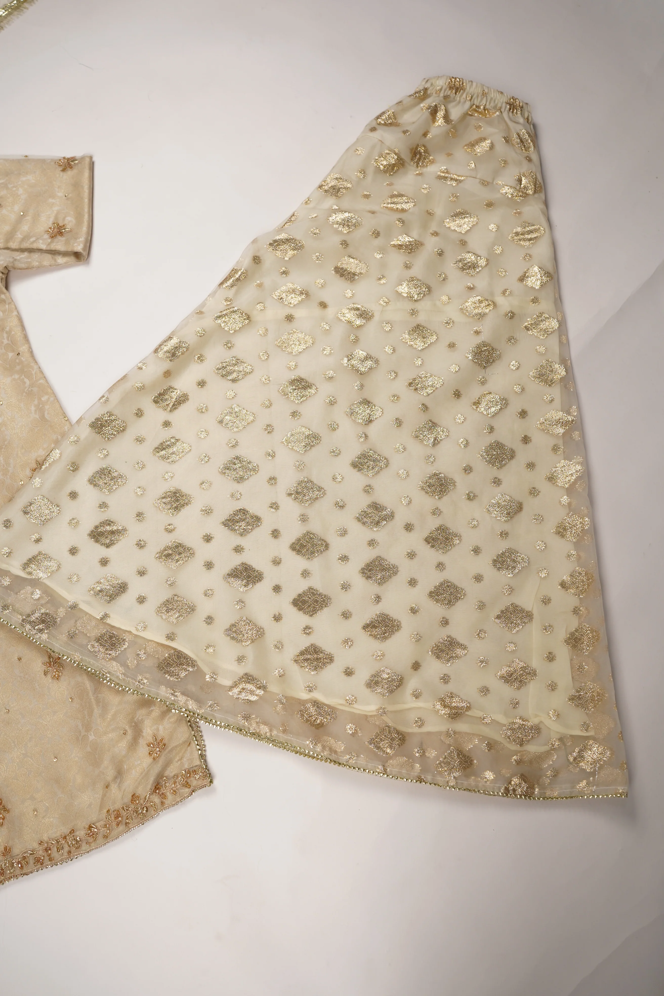 Noor-e-Fishan Exclusive Wedding wear Collection jk-06 - Image 8