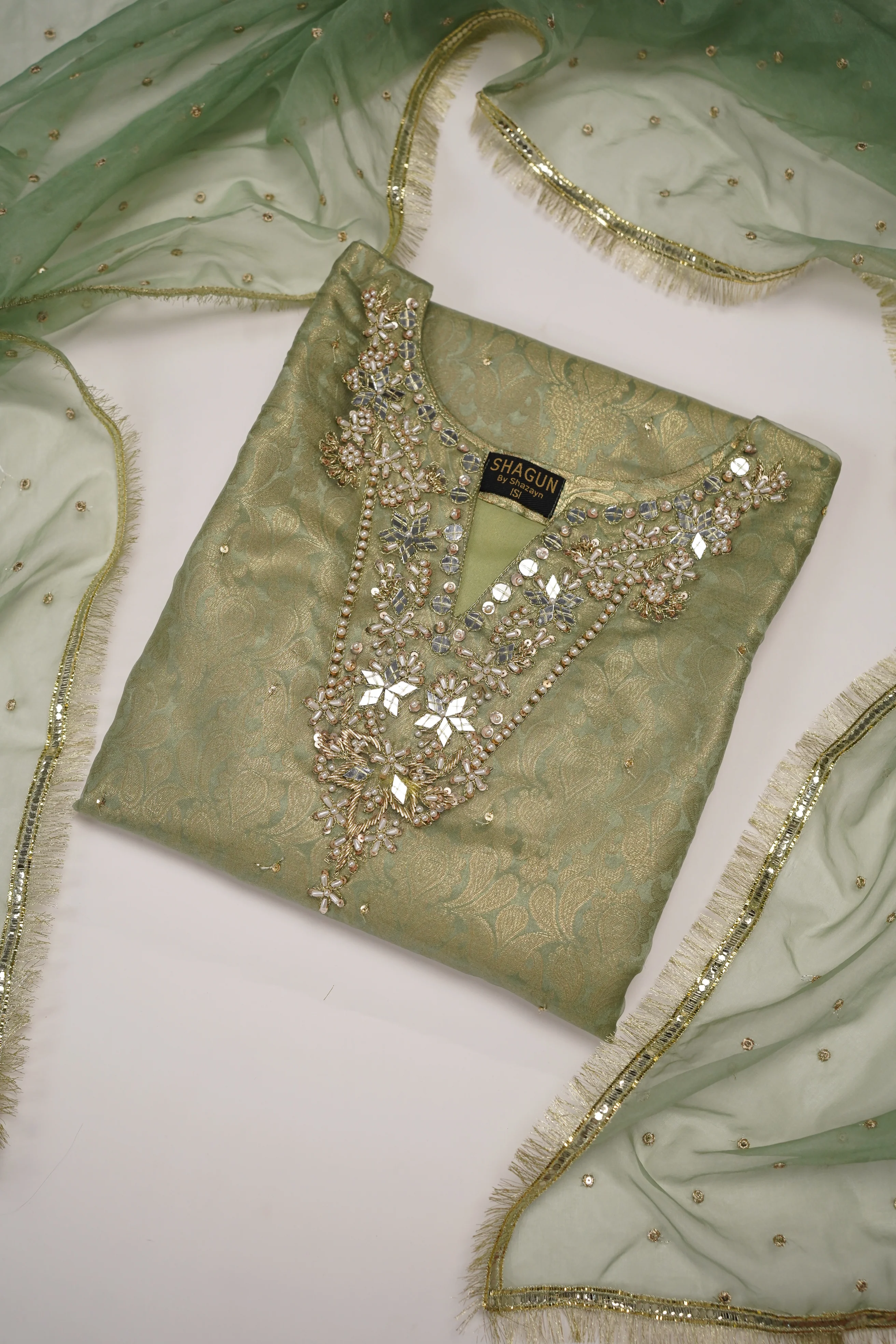 Noor-e-Fishan Exclusive Wedding wear Collection PS-01 - Image 2