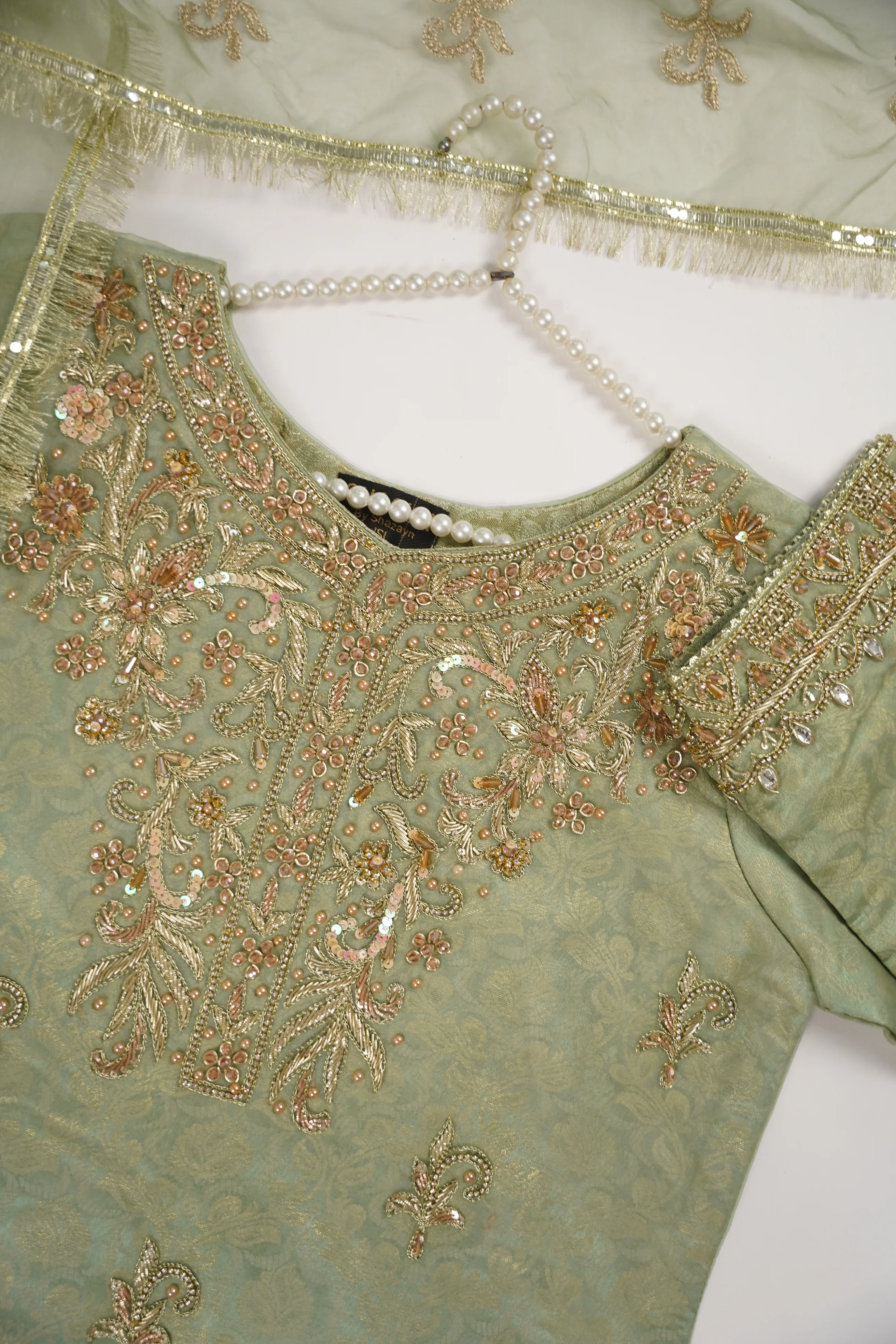 Noor-e-Fishan Exclusive Wedding wear Collection ZB-01 - Image 3
