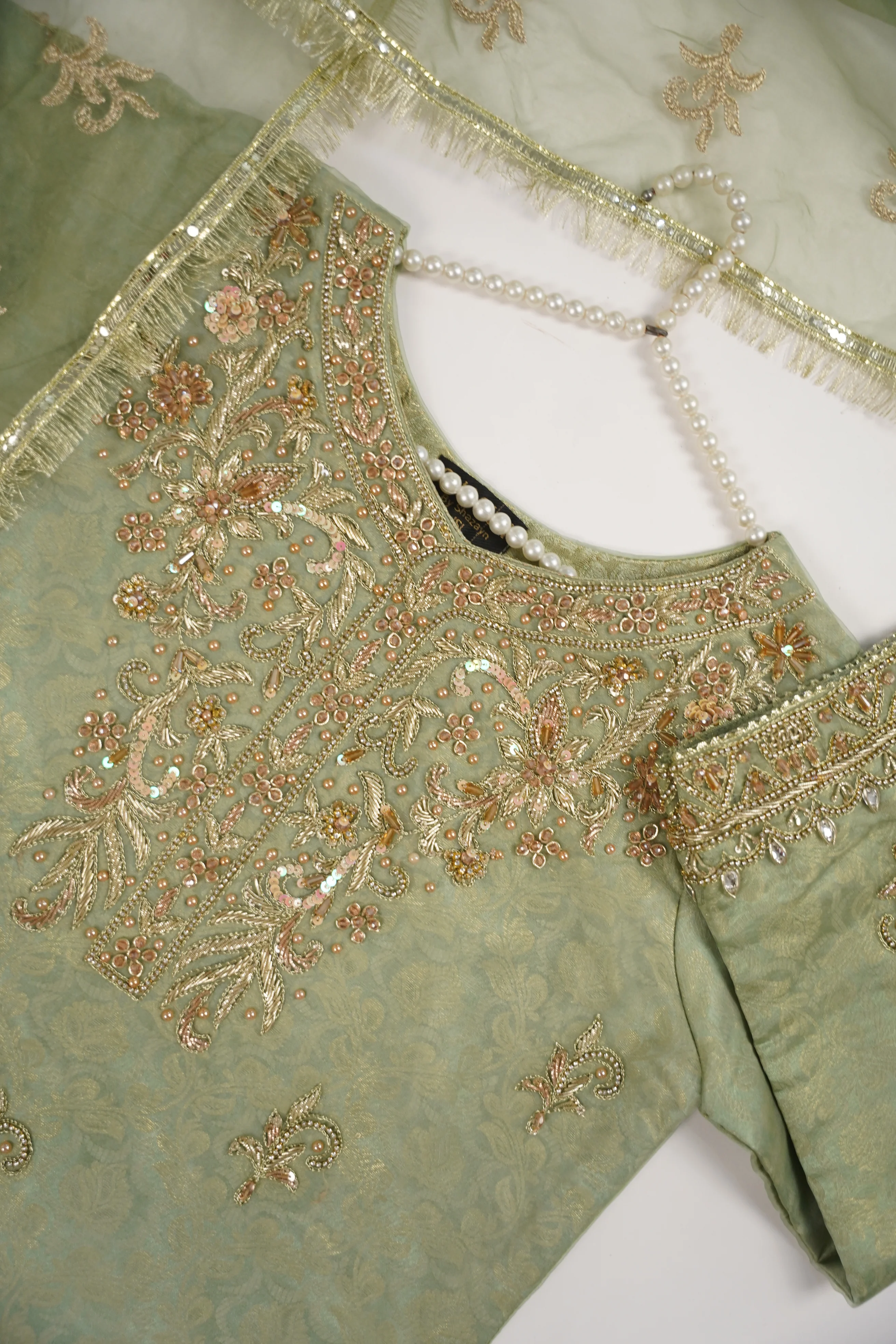 Noor-e-Fishan Exclusive Wedding wear Collection ZB-01 - Image 8