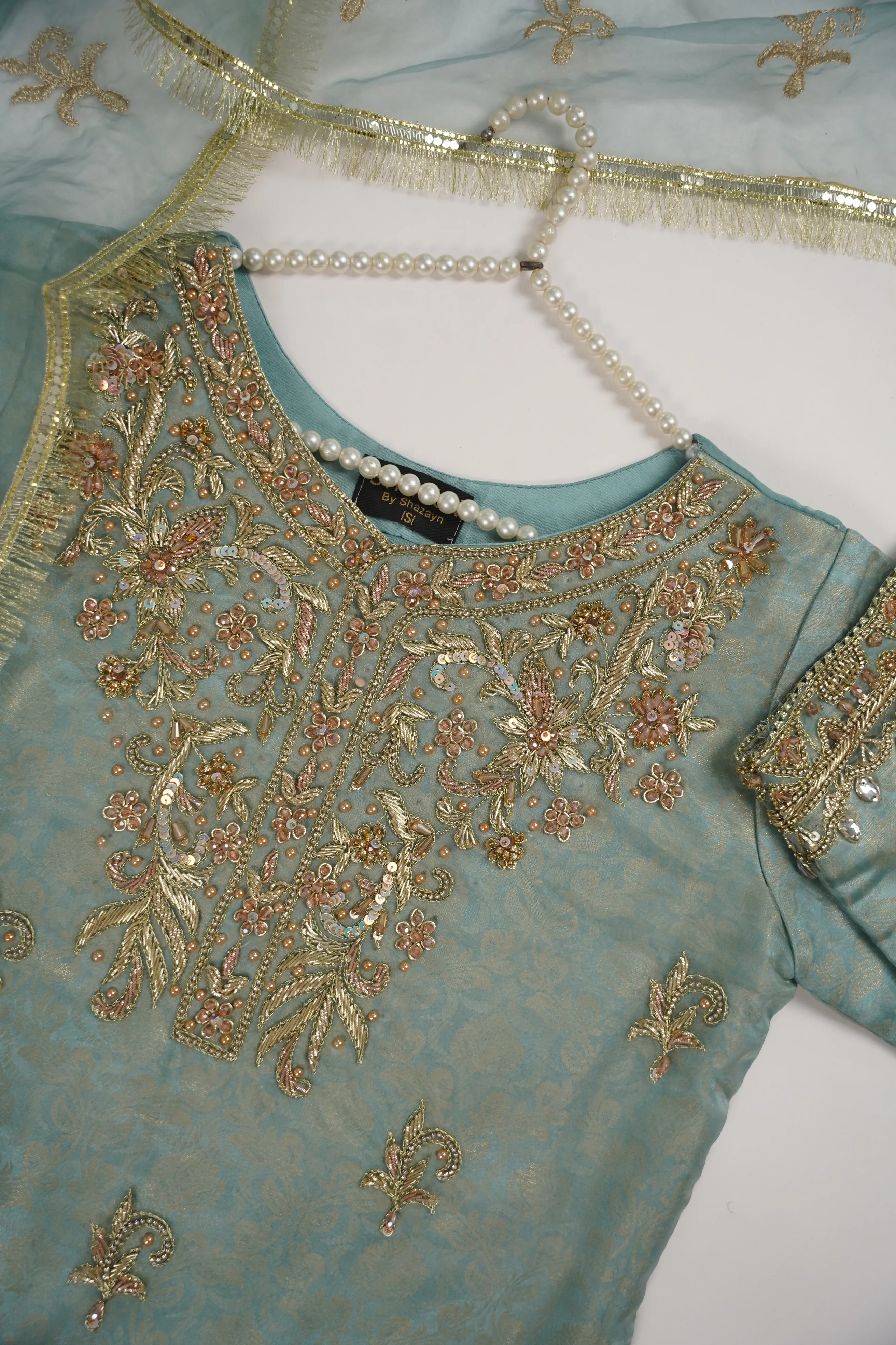 Noor-e-Fishan Exclusive Wedding wear Collection ZB-02 - Image 3