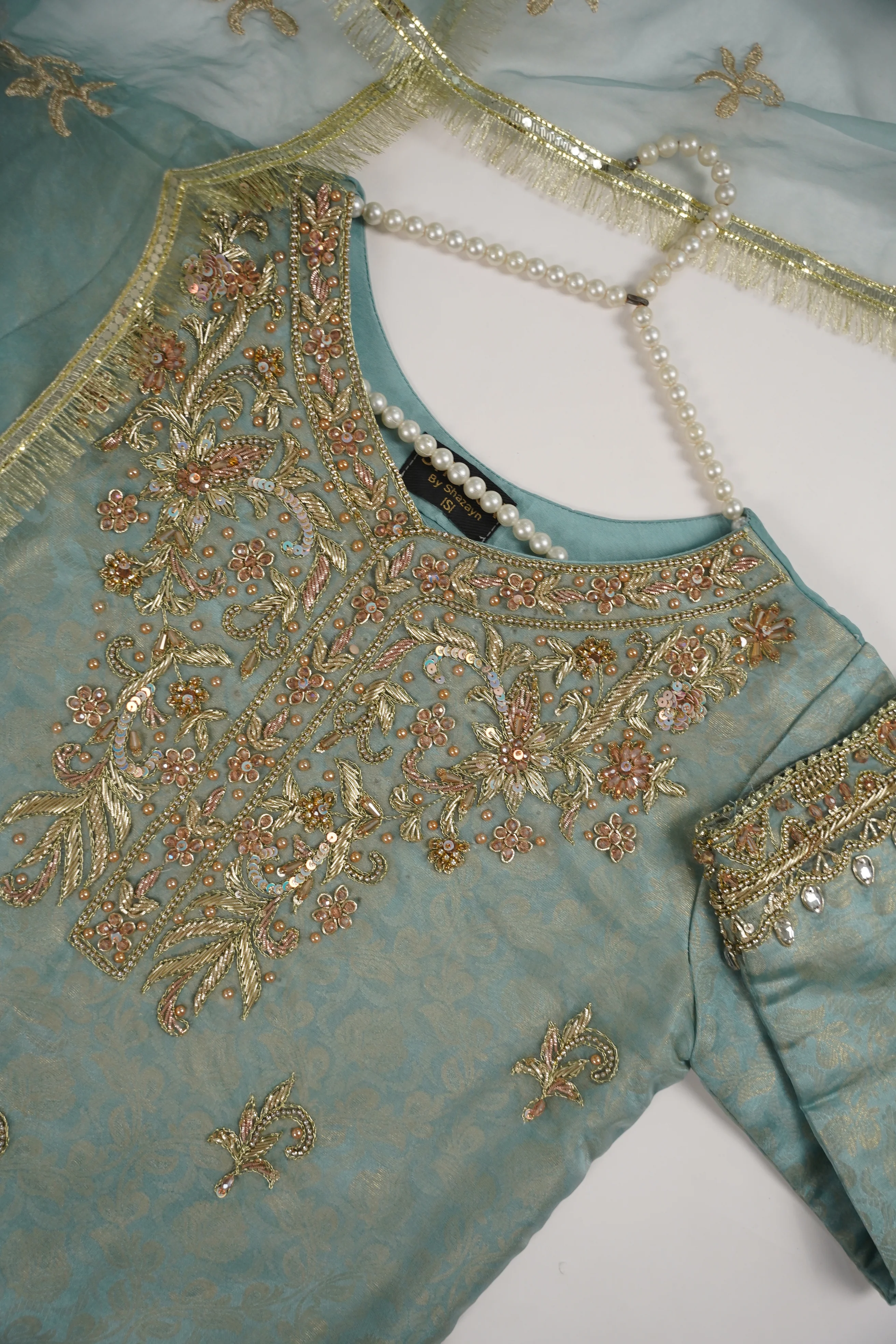 Noor-e-Fishan Exclusive Wedding wear Collection ZB-02 - Image 8