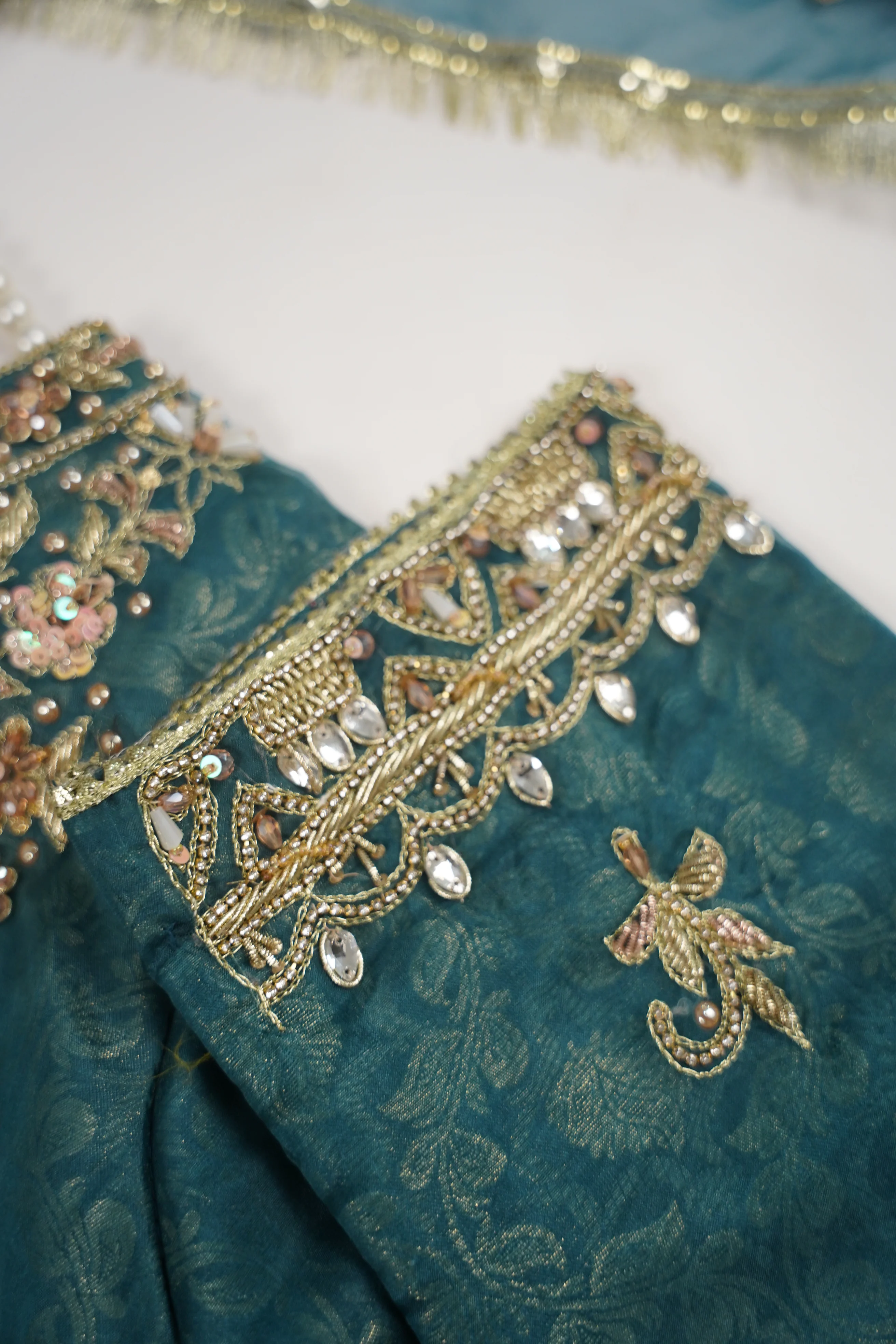 Noor-e-Fishan Exclusive Wedding wear Collection ZB-03 - Image 4