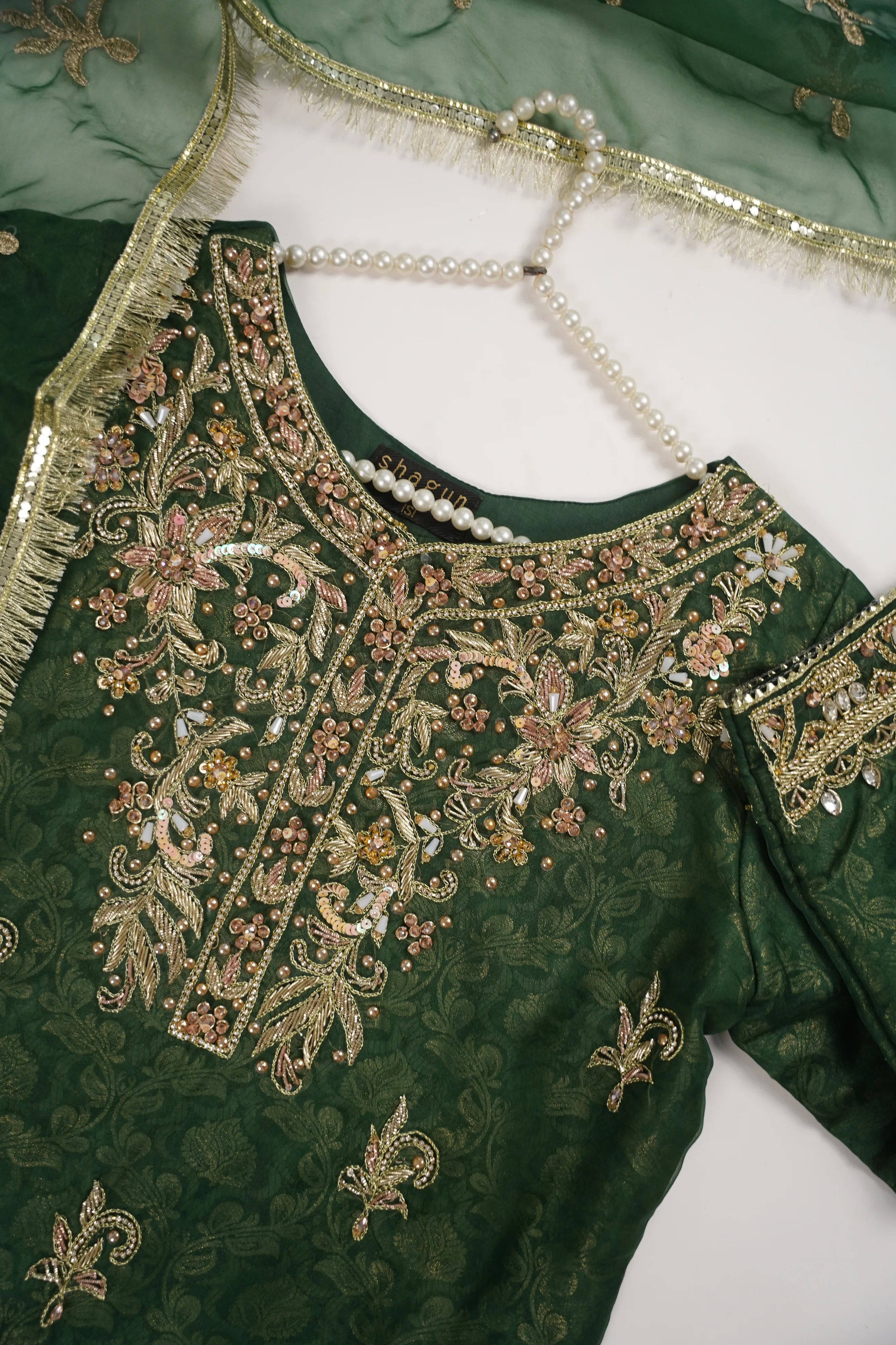Noor-e-Fishan Exclusive Wedding wear Collection ZB-04 - Image 3