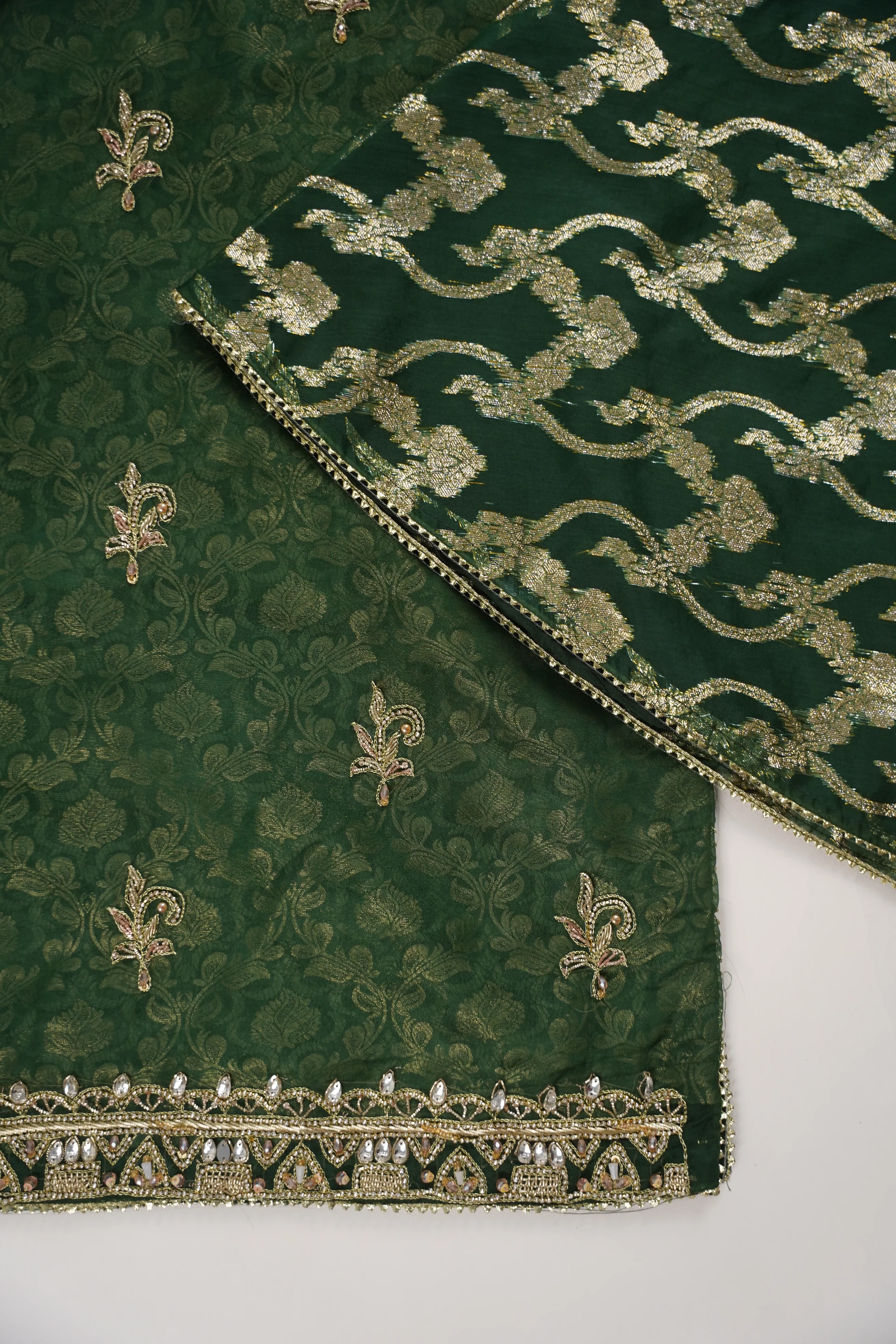 Noor-e-Fishan Exclusive Wedding wear Collection ZB-04 - Image 5