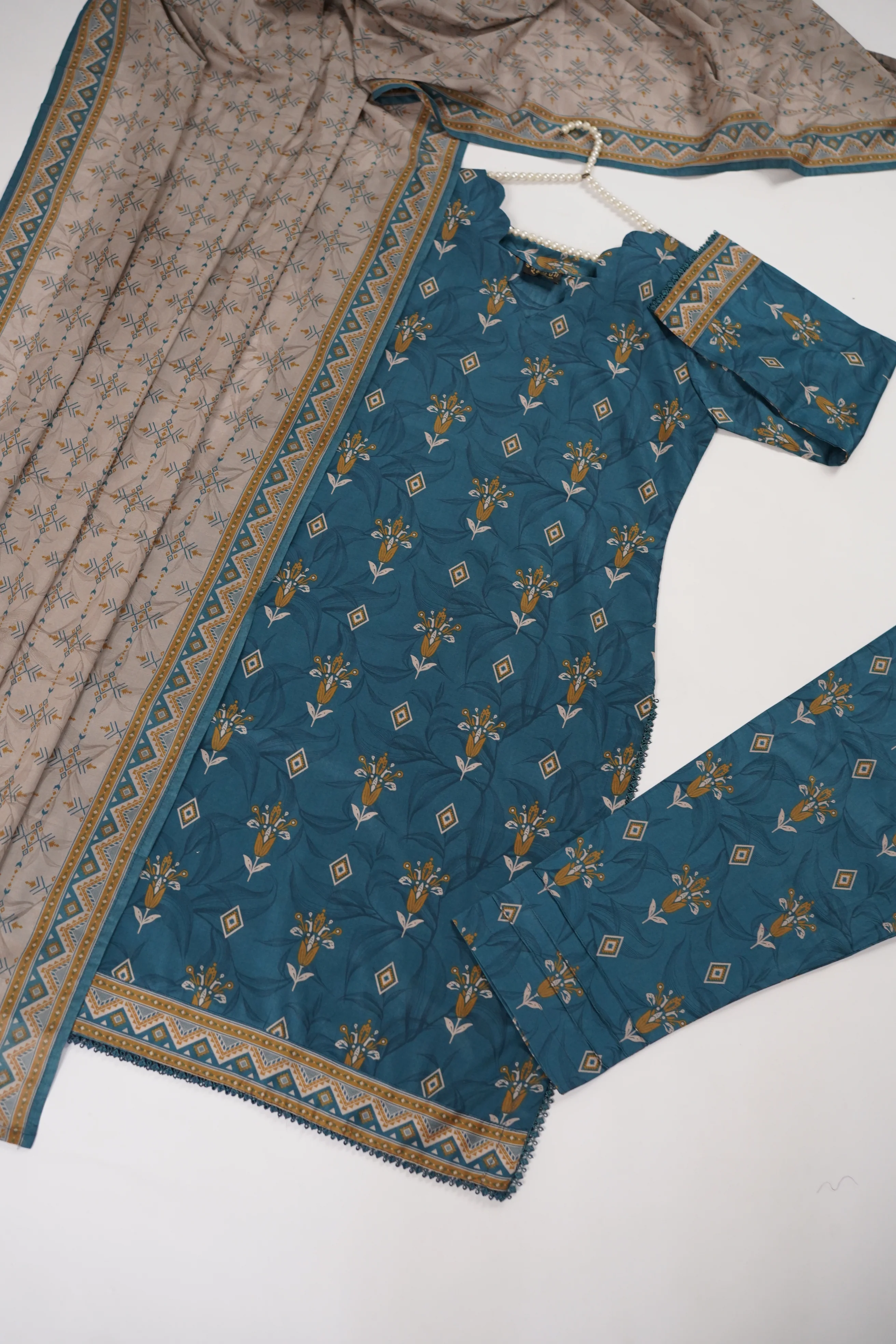 Original Tawakal Lawn Collection 3pc RTZ-02 - Image 9