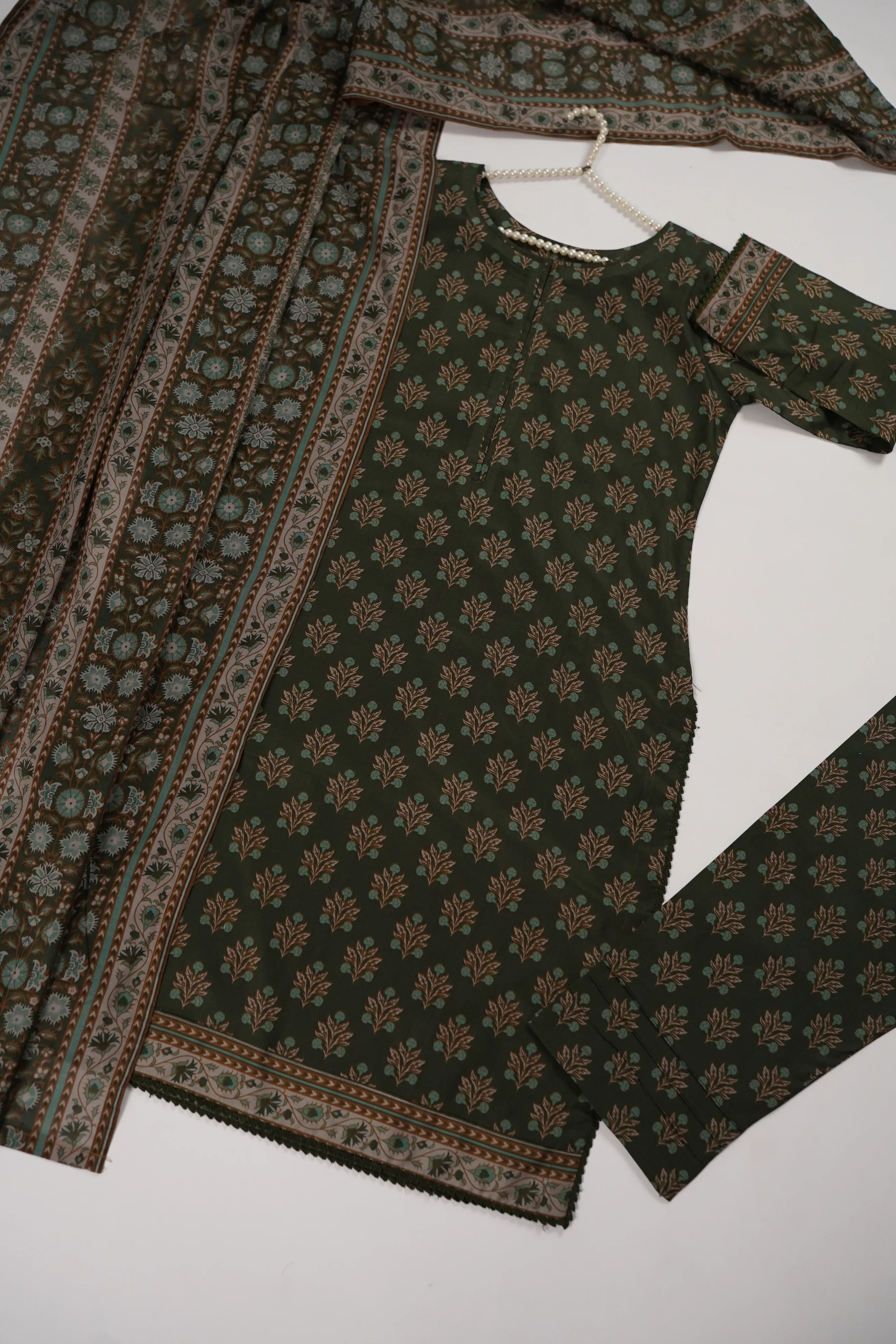 Original Tawakal Lawn Collection 3pc RTZ-03 - Image 9