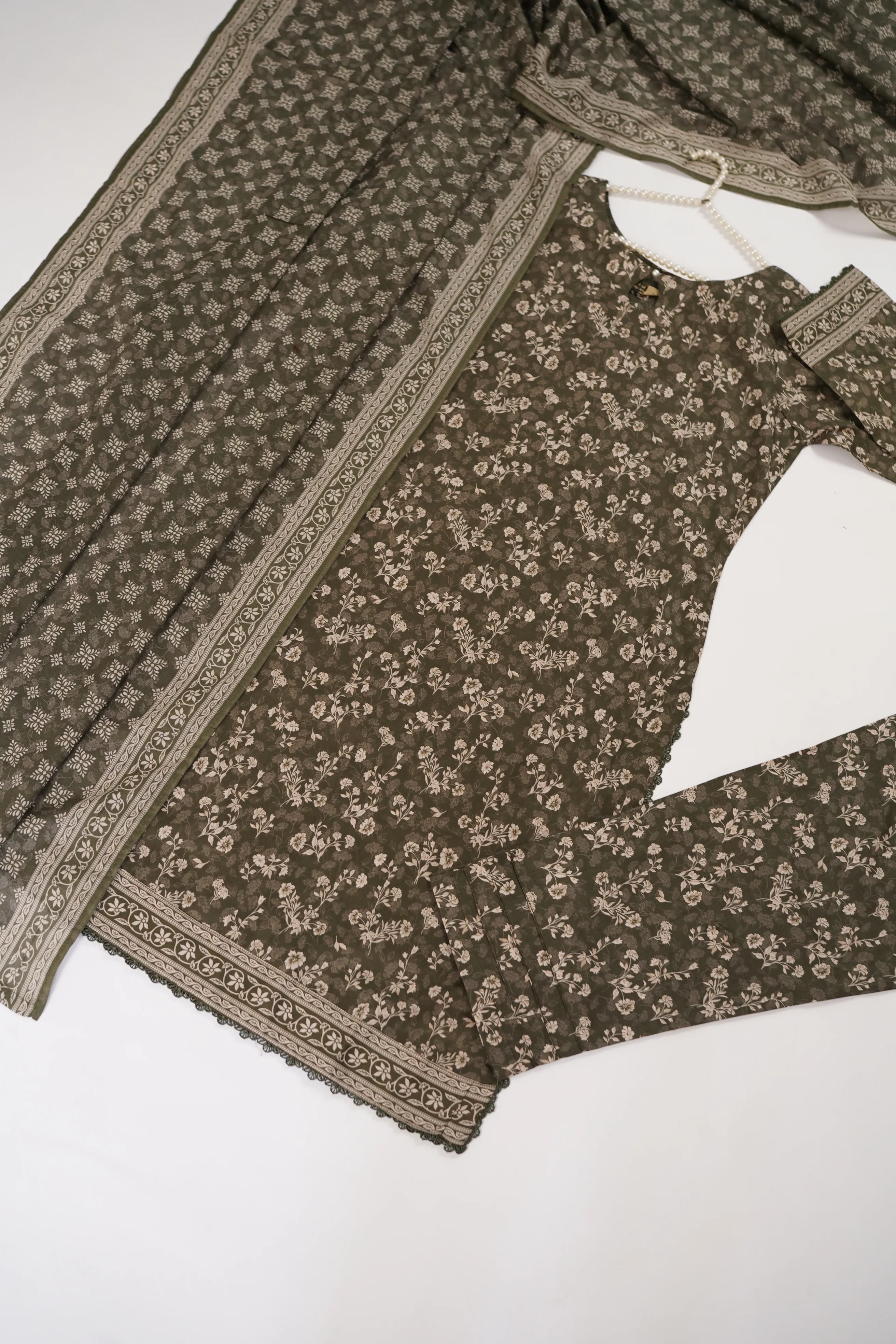 Original Tawakal Lawn Collection 3pc RTZ-06 - Image 10