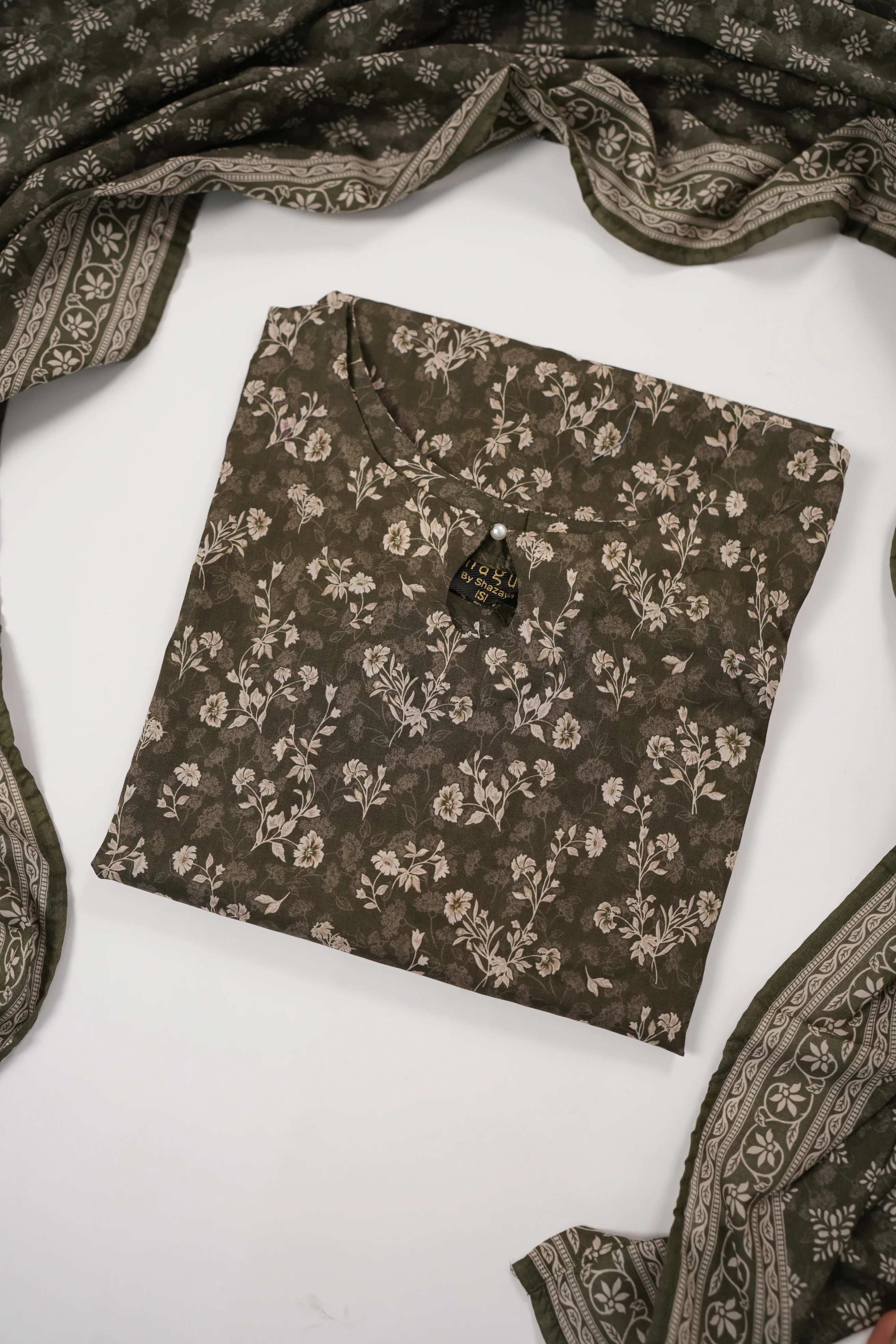 Original Tawakal Lawn Collection 3pc RTZ-06 - Image 2