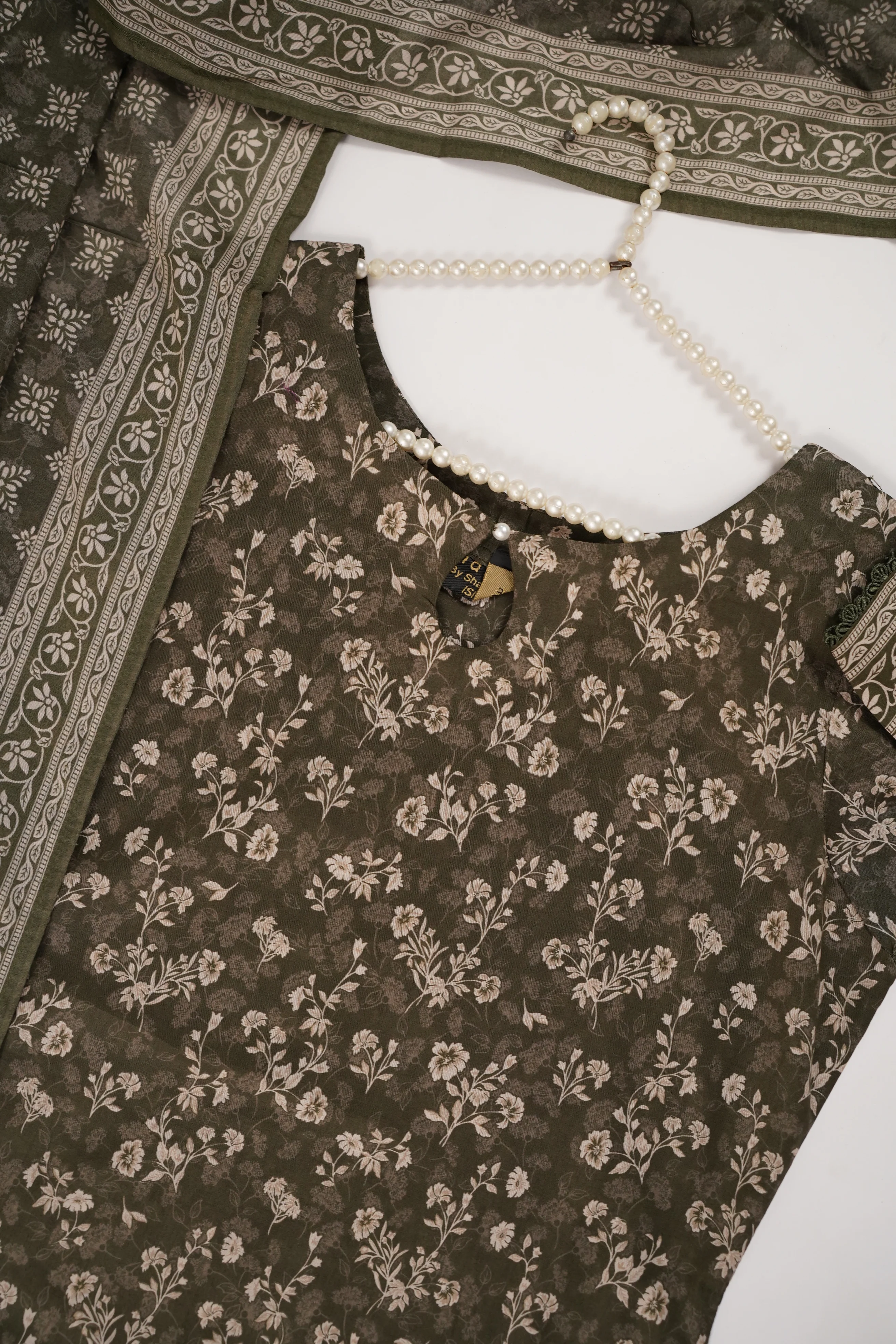 Original Tawakal Lawn Collection 3pc RTZ-06 - Image 3