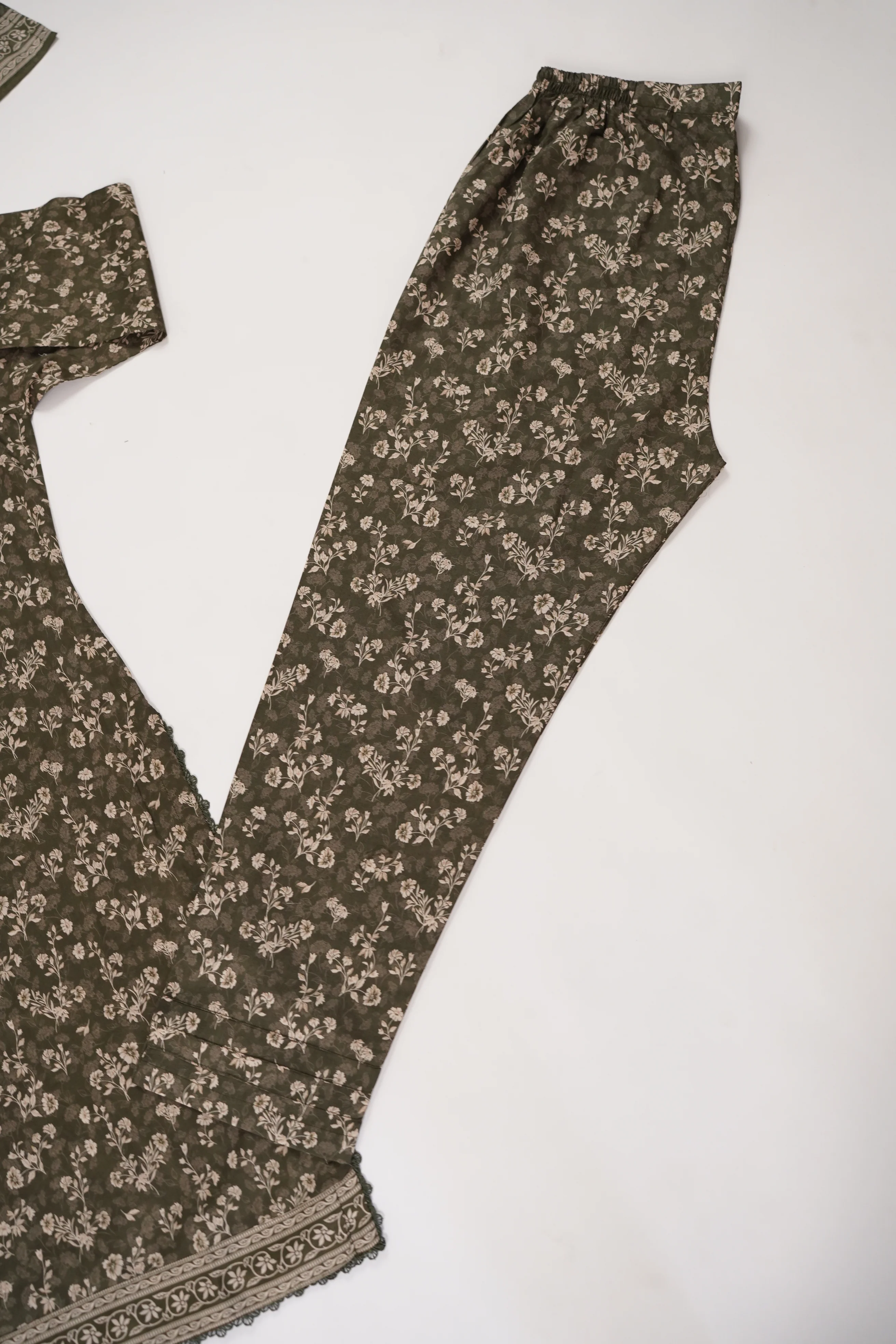 Original Tawakal Lawn Collection 3pc RTZ-06 - Image 9