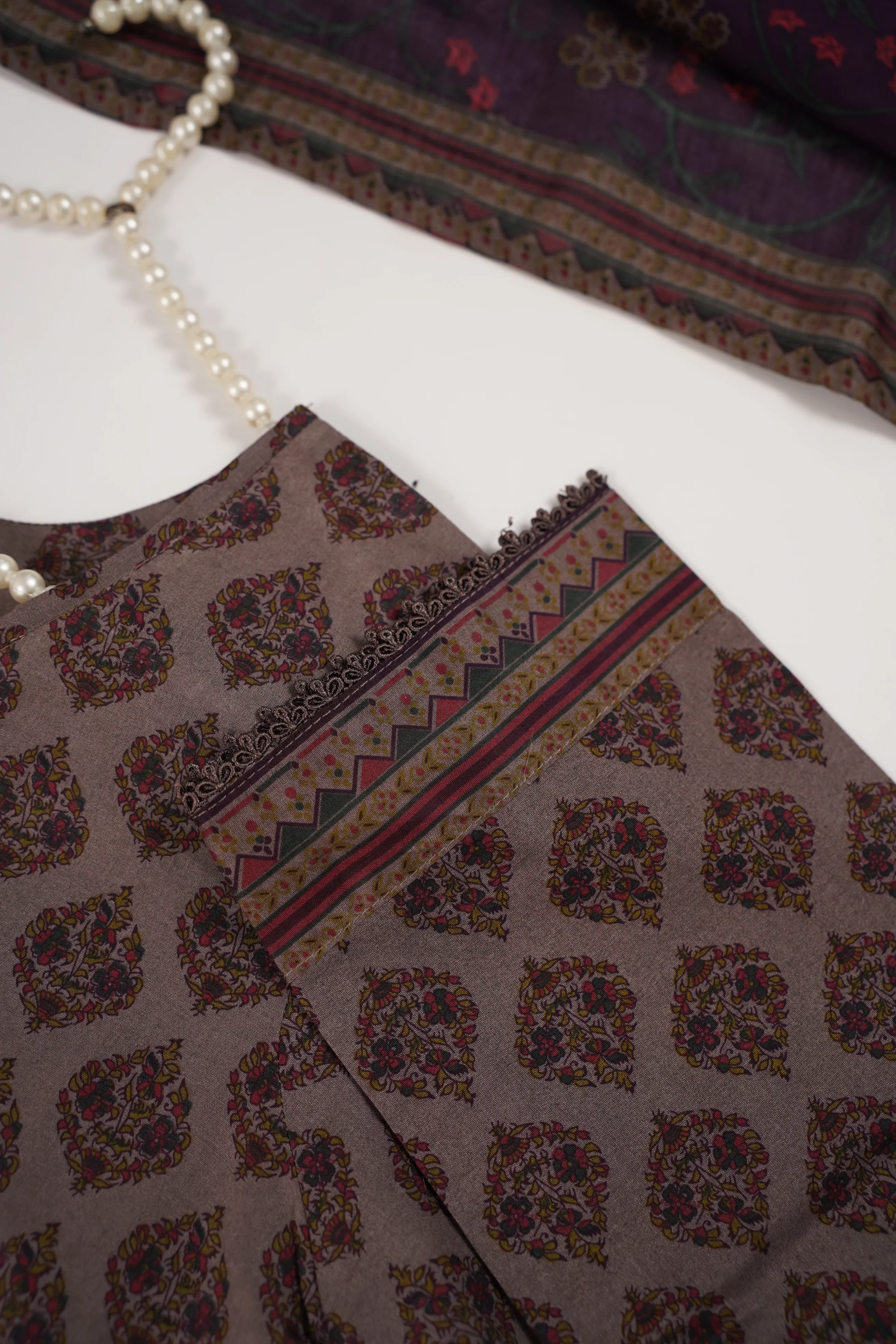 Original Tawakal Lawn Collection 3pc RTZ-07 - Image 4