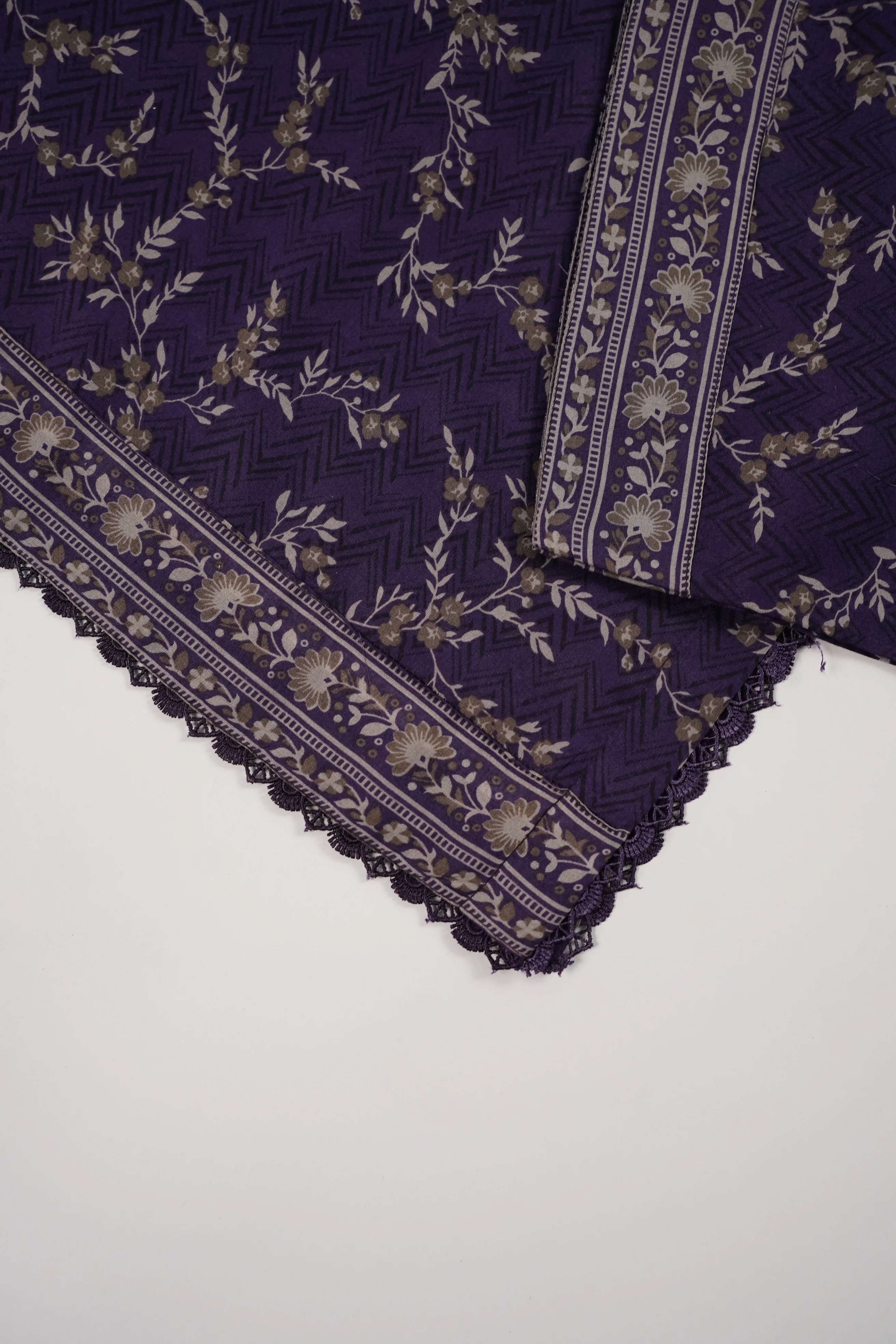 Original Tawakal  Lawn Collection 3pc ZBZ-04 - Image 7