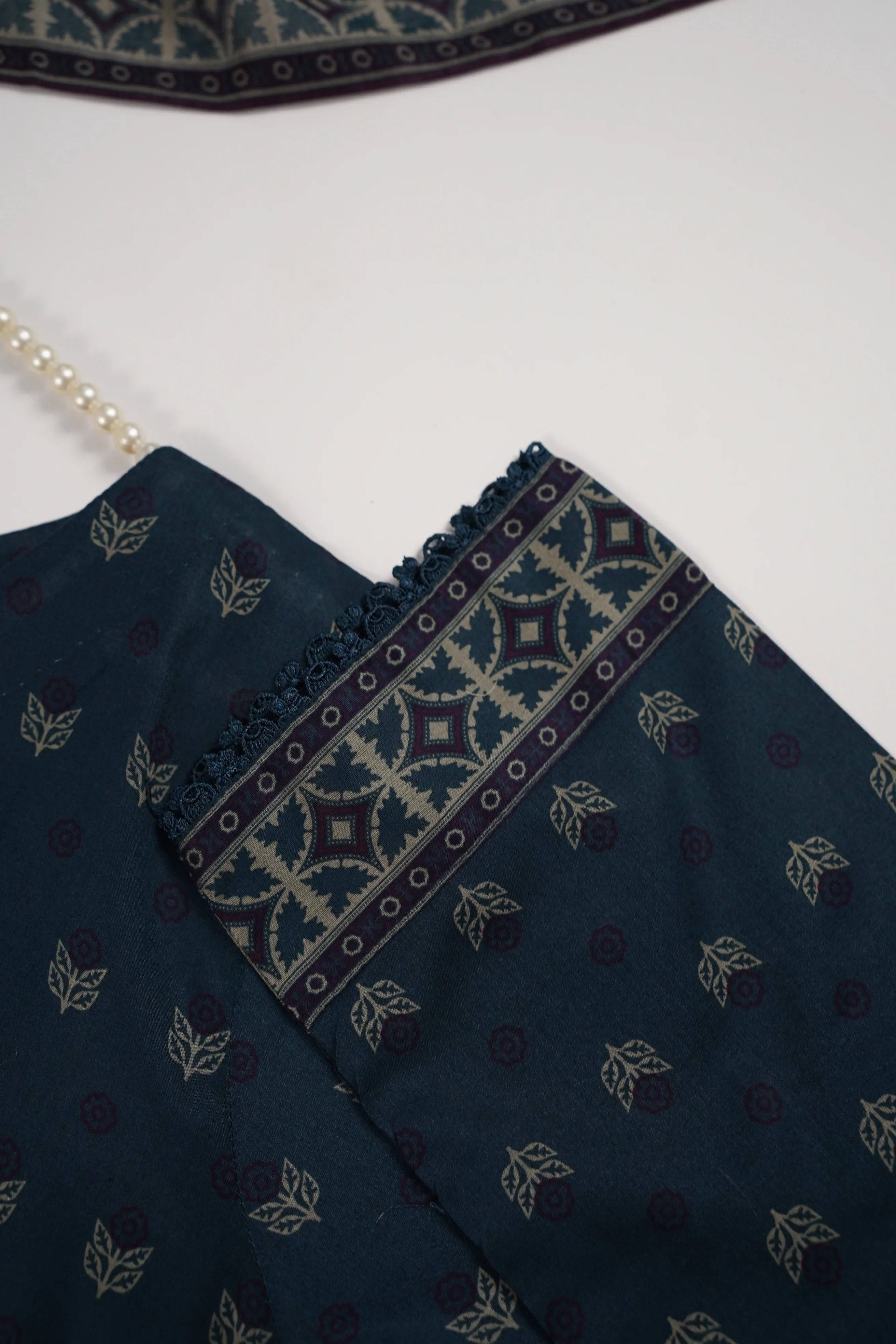 Original Tawakal Lawn Collection 3pc ZBZ-08 - Image 4