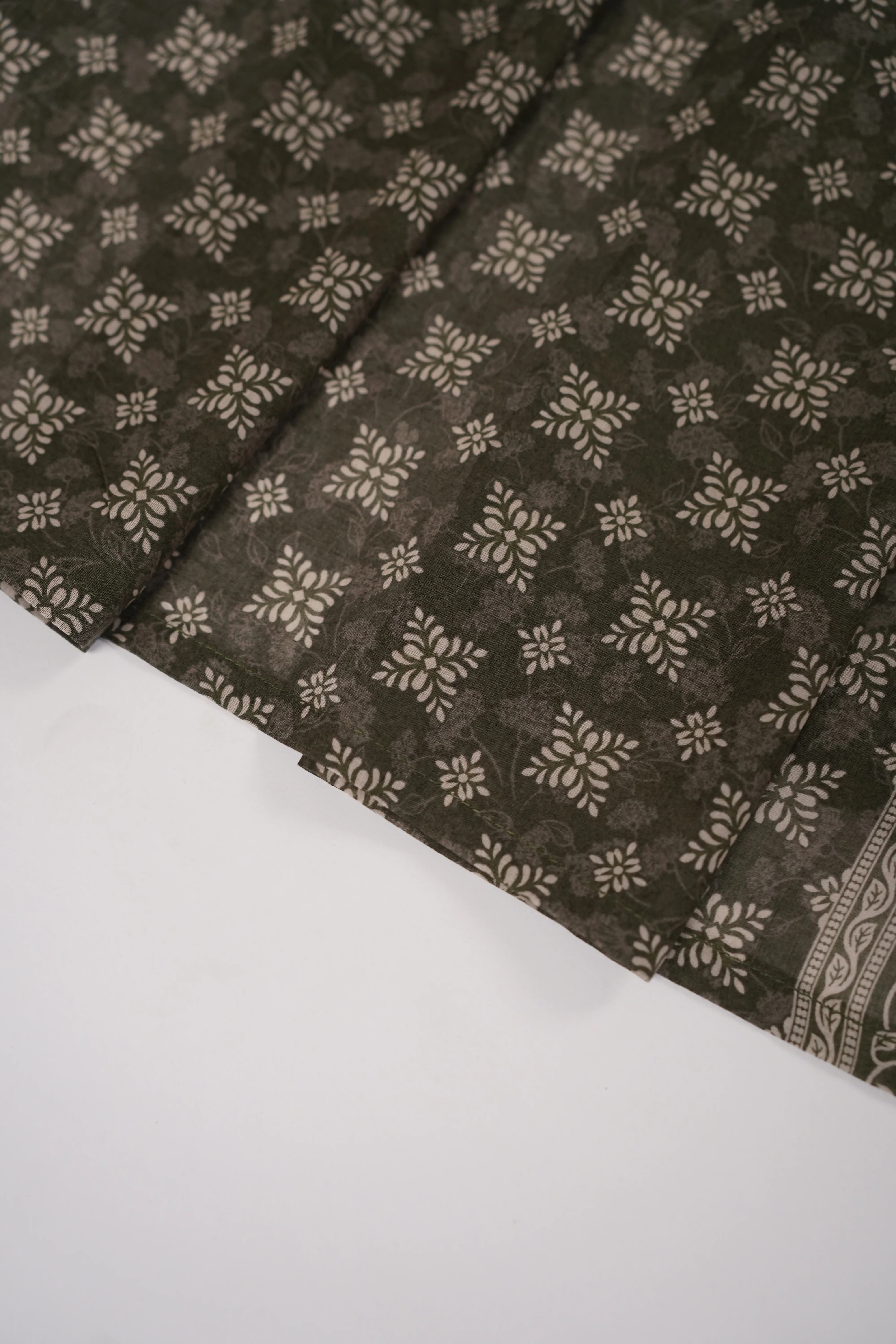 Original Tawakal Lawn Collection 3pc ZBZ-09 - Image 8