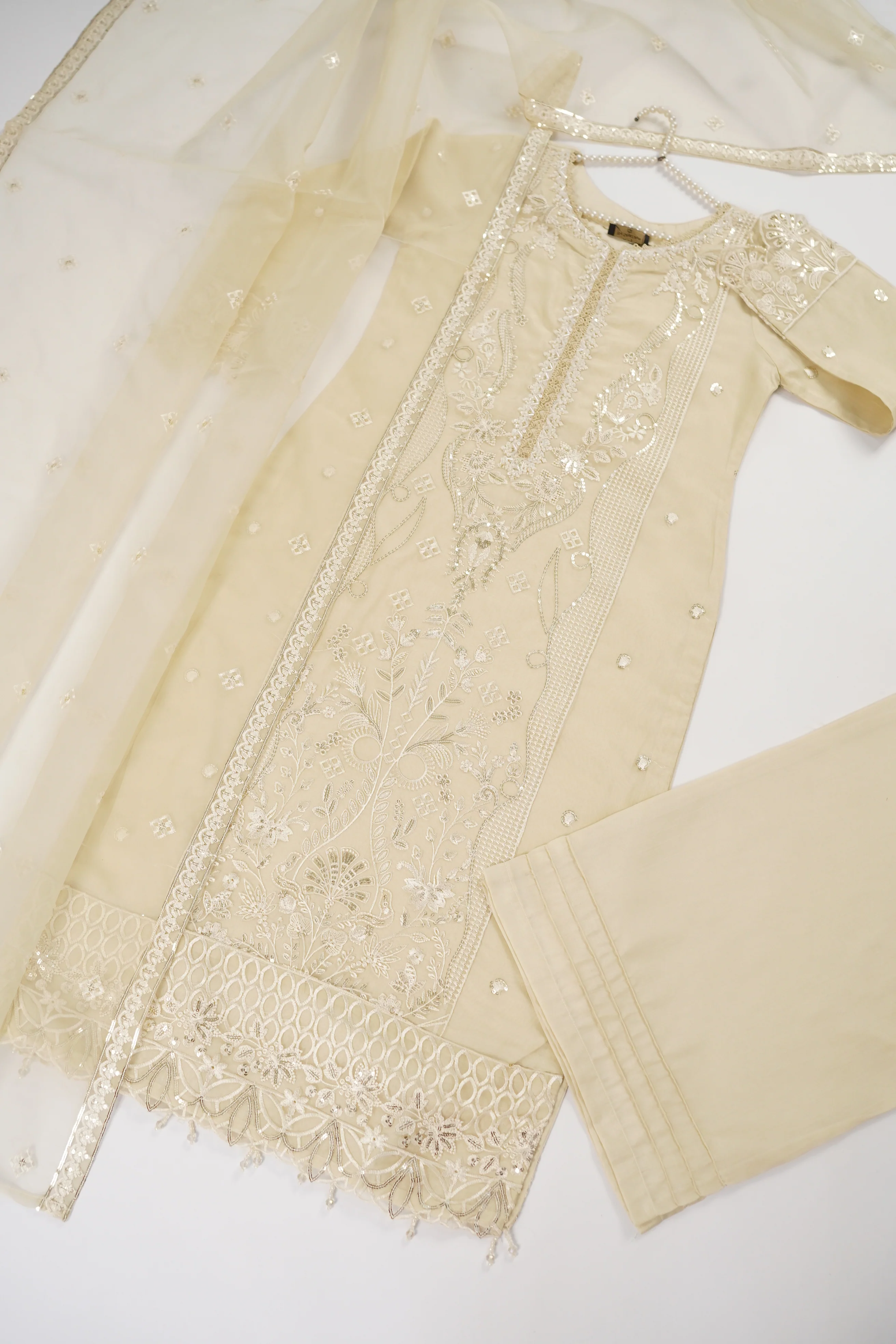 Rang-e-Noor Eid Collection CBV-02 - Image 11