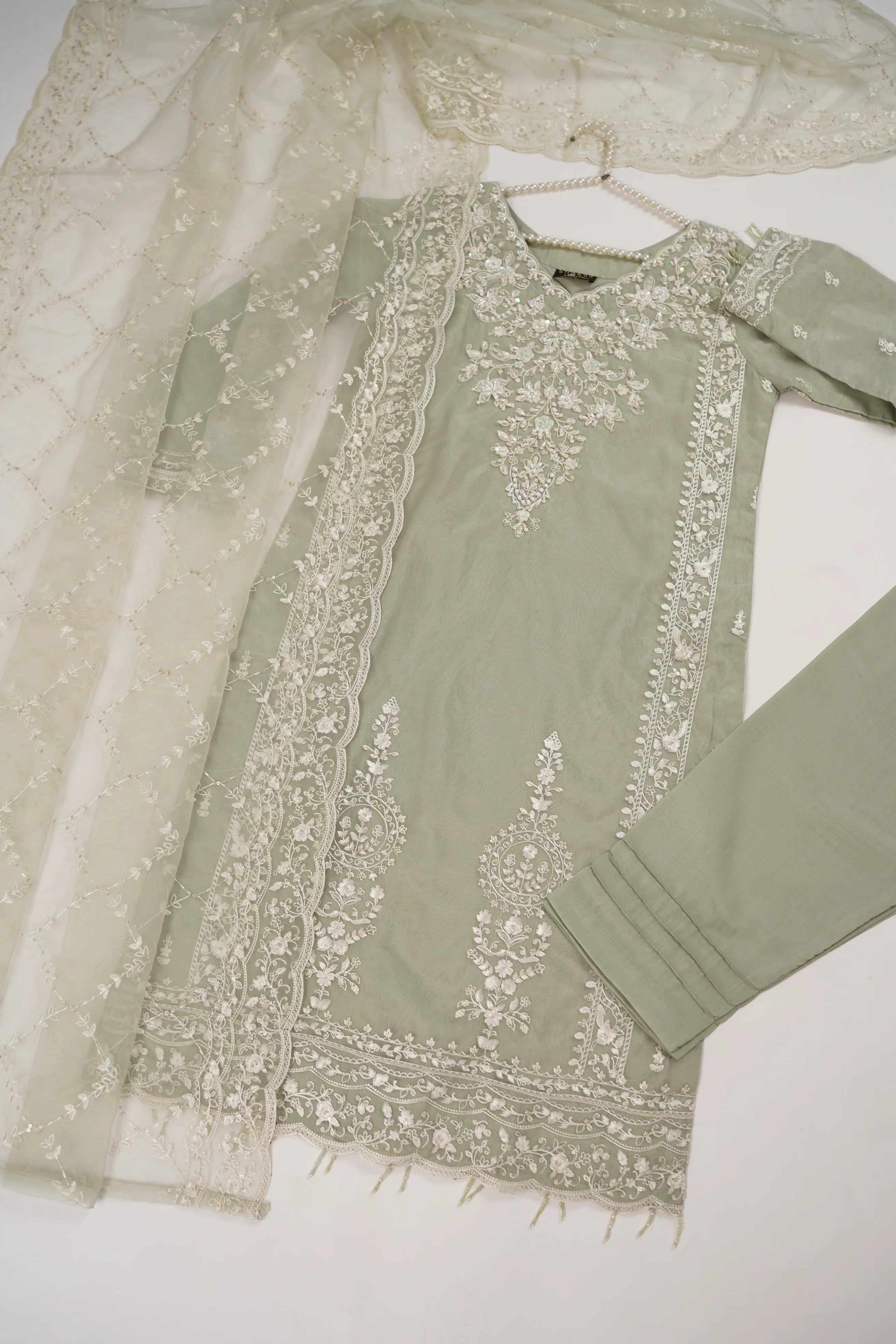 Rang-e-Noor Eid Collection DS-02 - Image 13