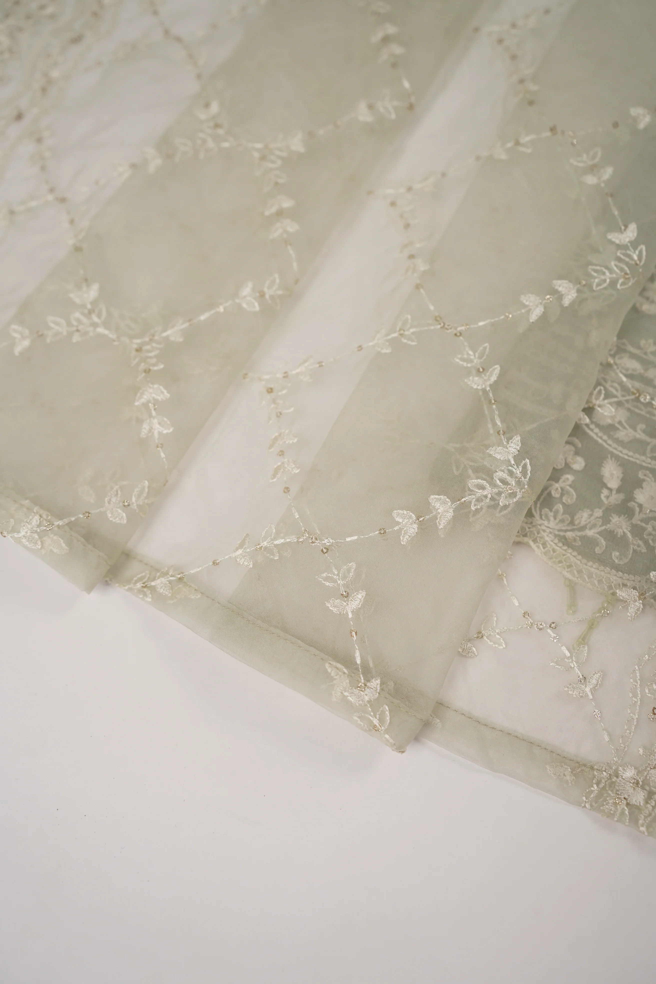 Rang-e-Noor Eid Collection DS-02 - Image 17