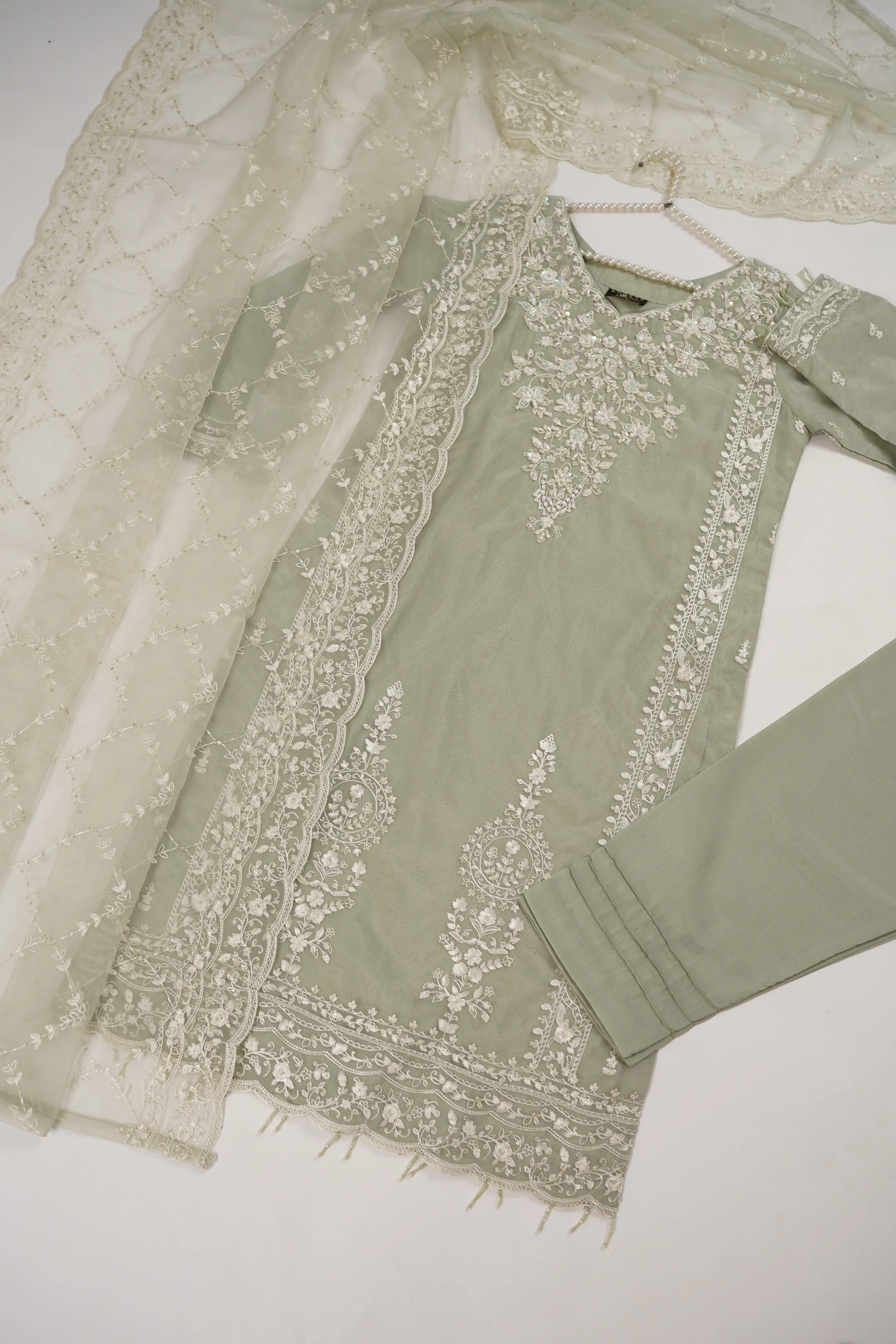 Rang-e-Noor Eid Collection DS-02 - Image 18