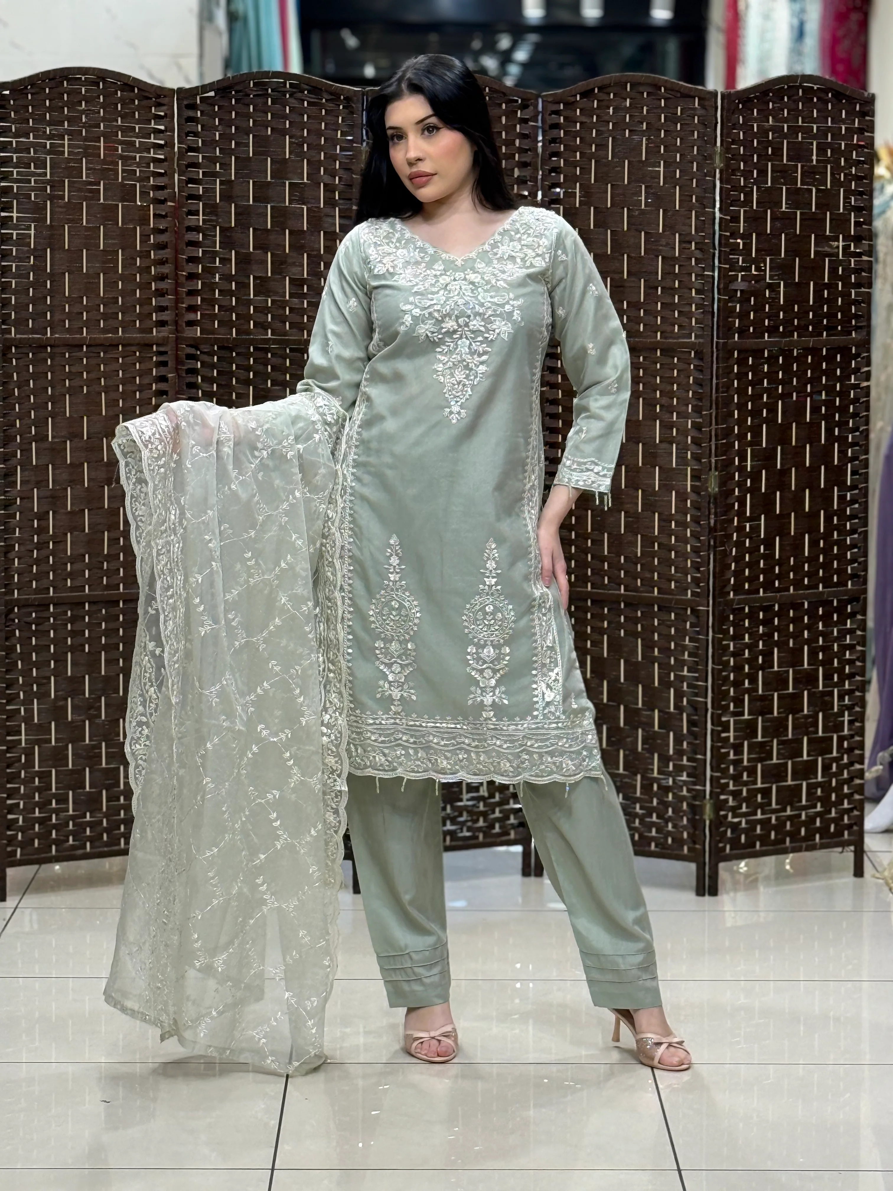 Rang-e-Noor Eid Collection DS-02 - Image 5