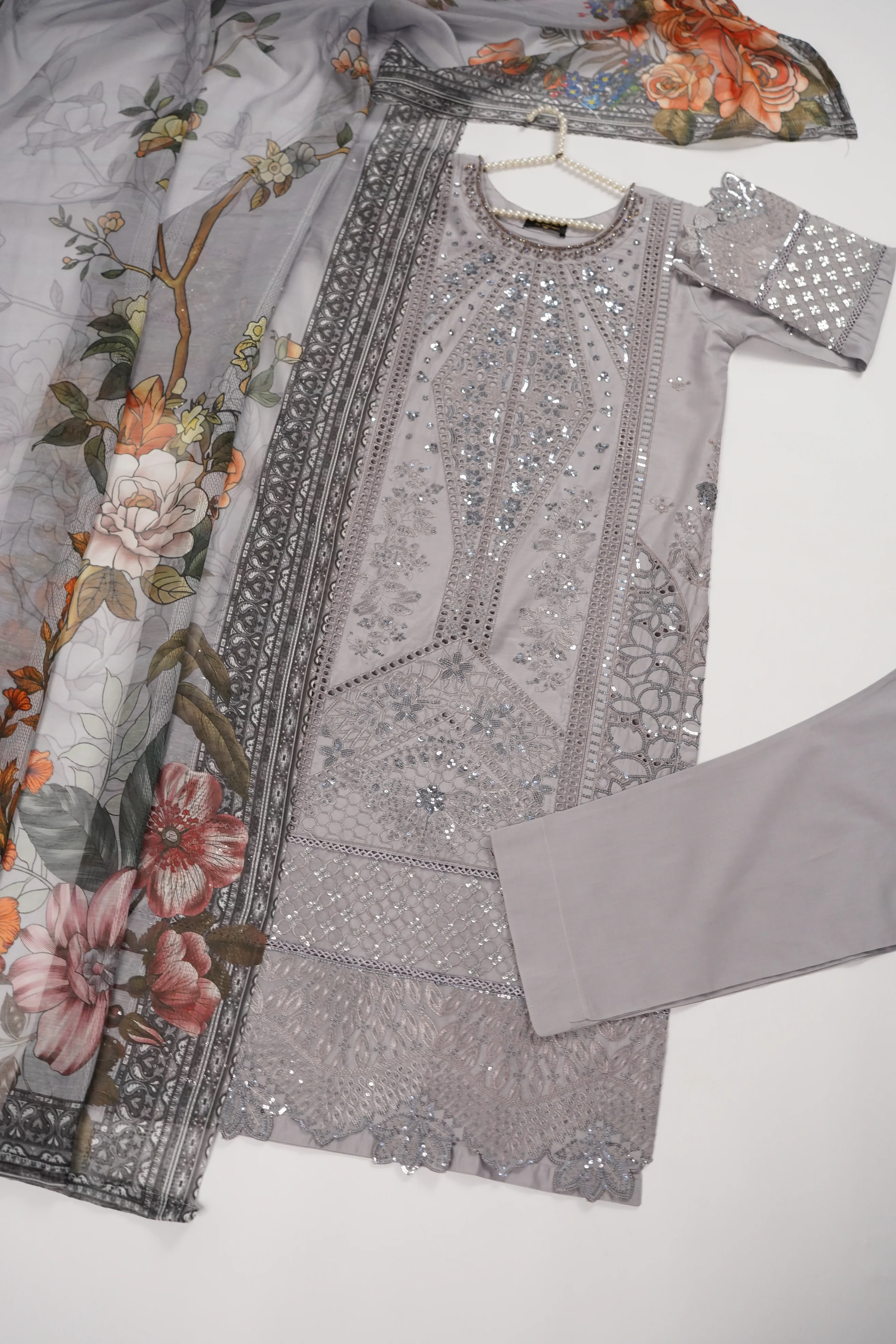 Rang-e-Noor Eid Collection GZ-02 - Image 6