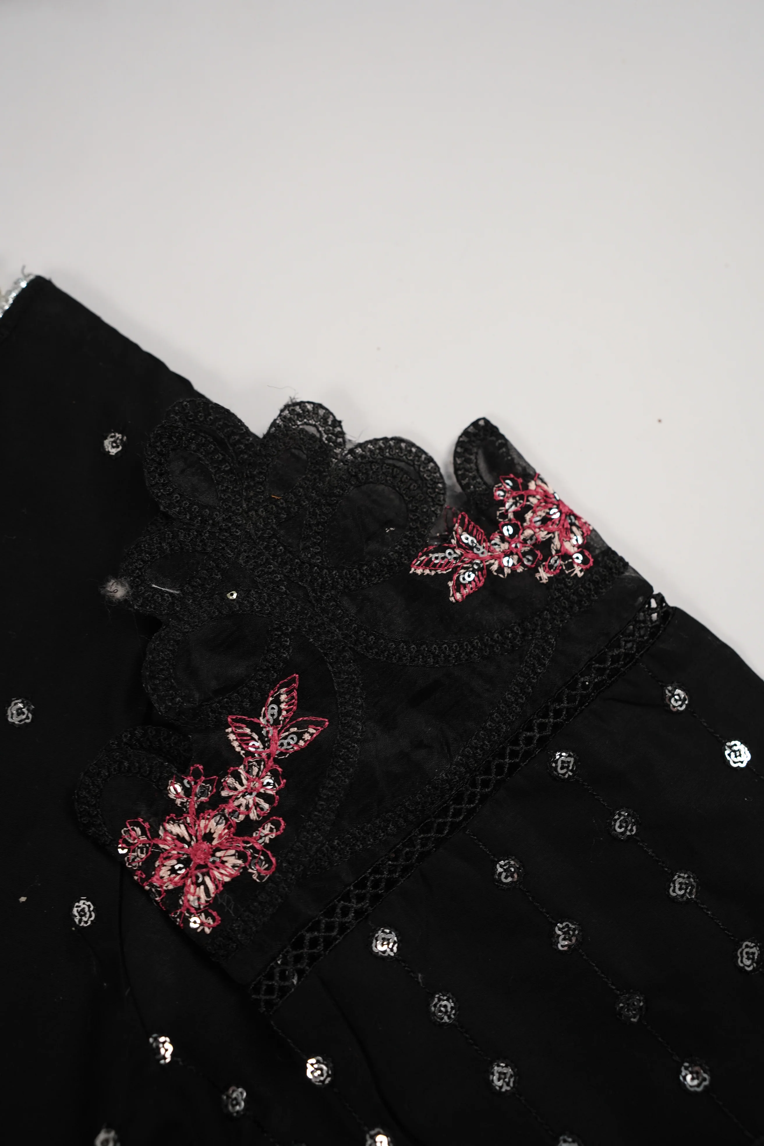 Rang-e-Noor Eid Collection GZ-03 - Image 4