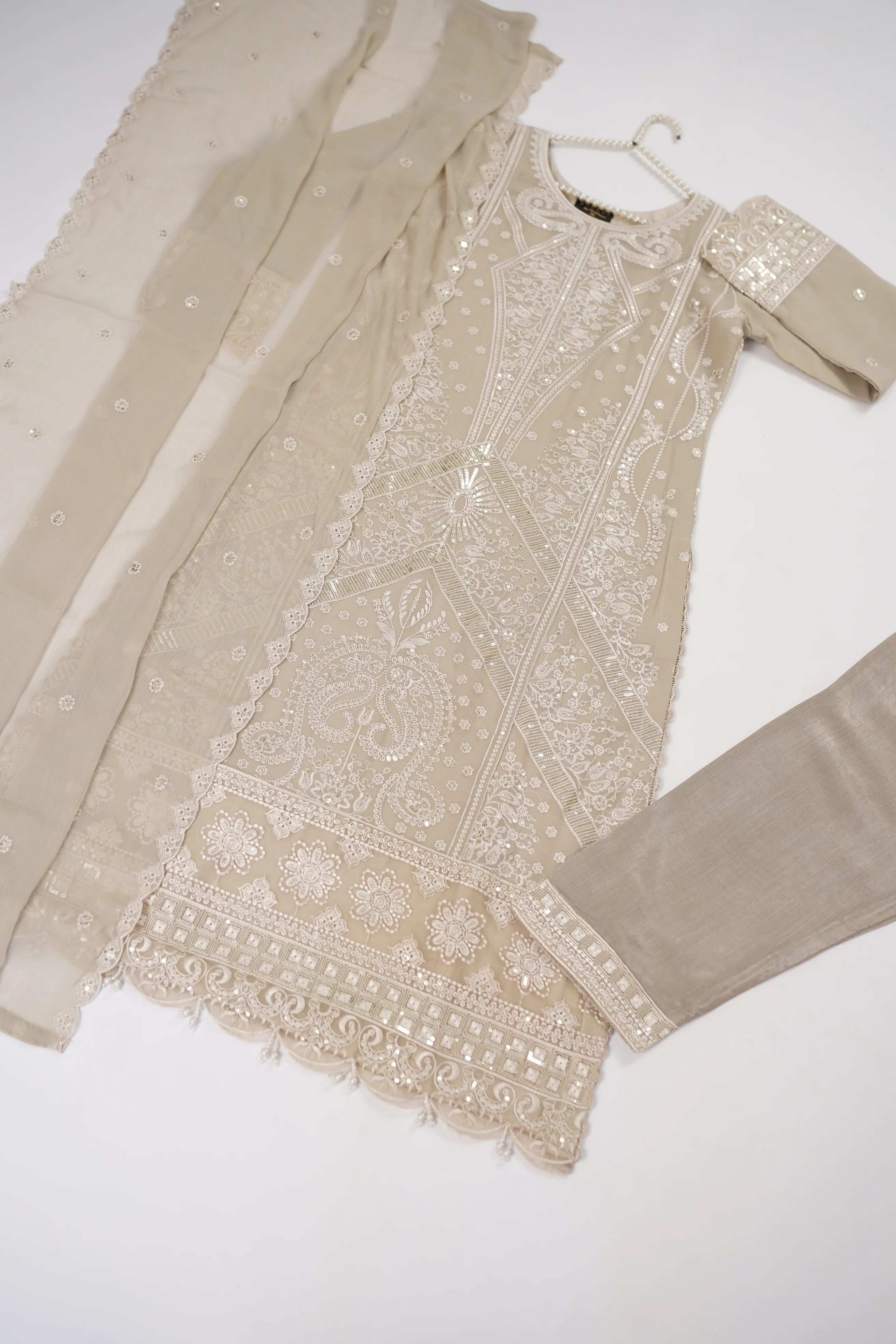 Rang-e-Noor Eid Collection UB-02 - Image 10