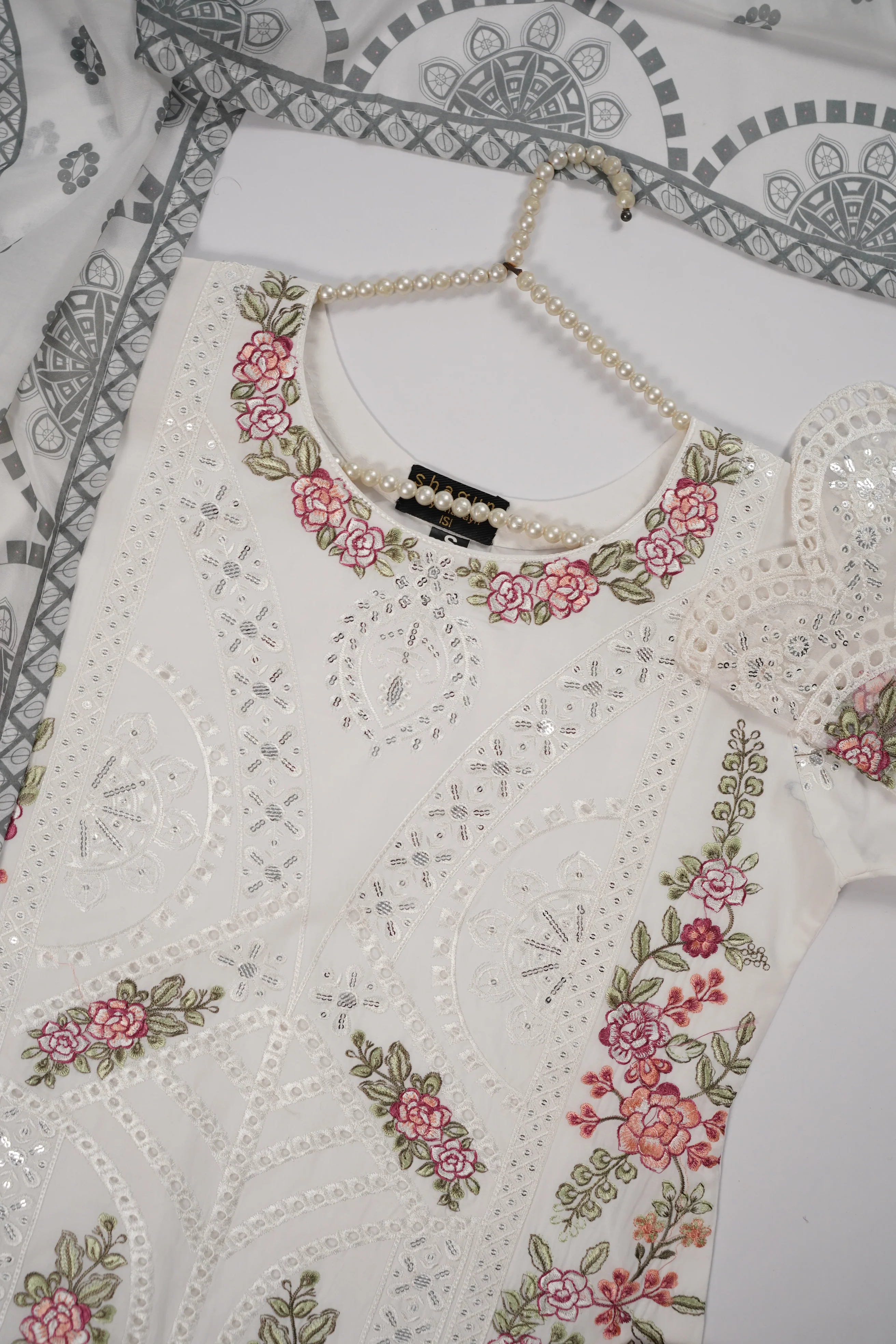 Rang-e-Noor Eid Collection UB-15 - Image 3