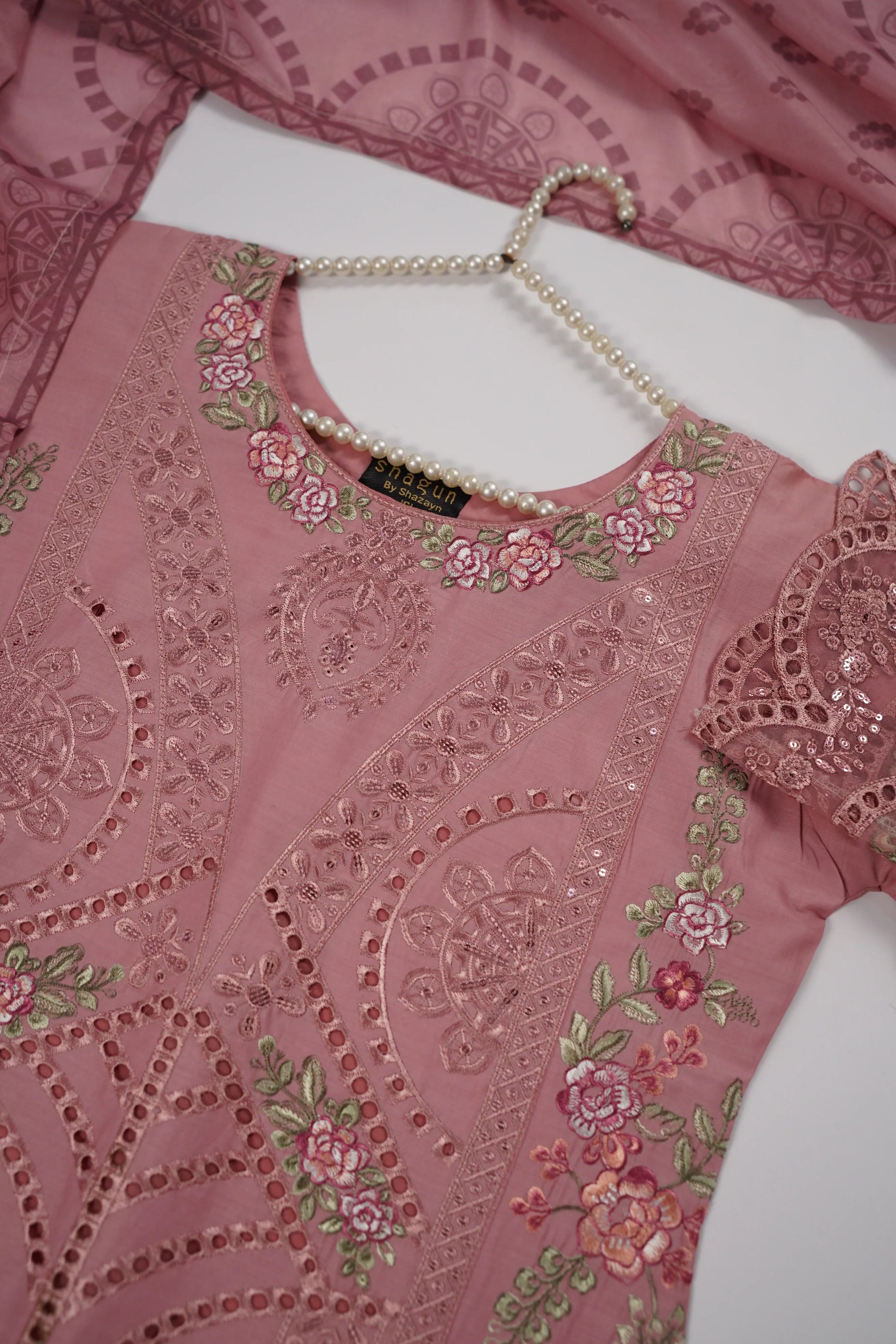 Rang-e-Noor Eid Collection UB-17 - Image 7