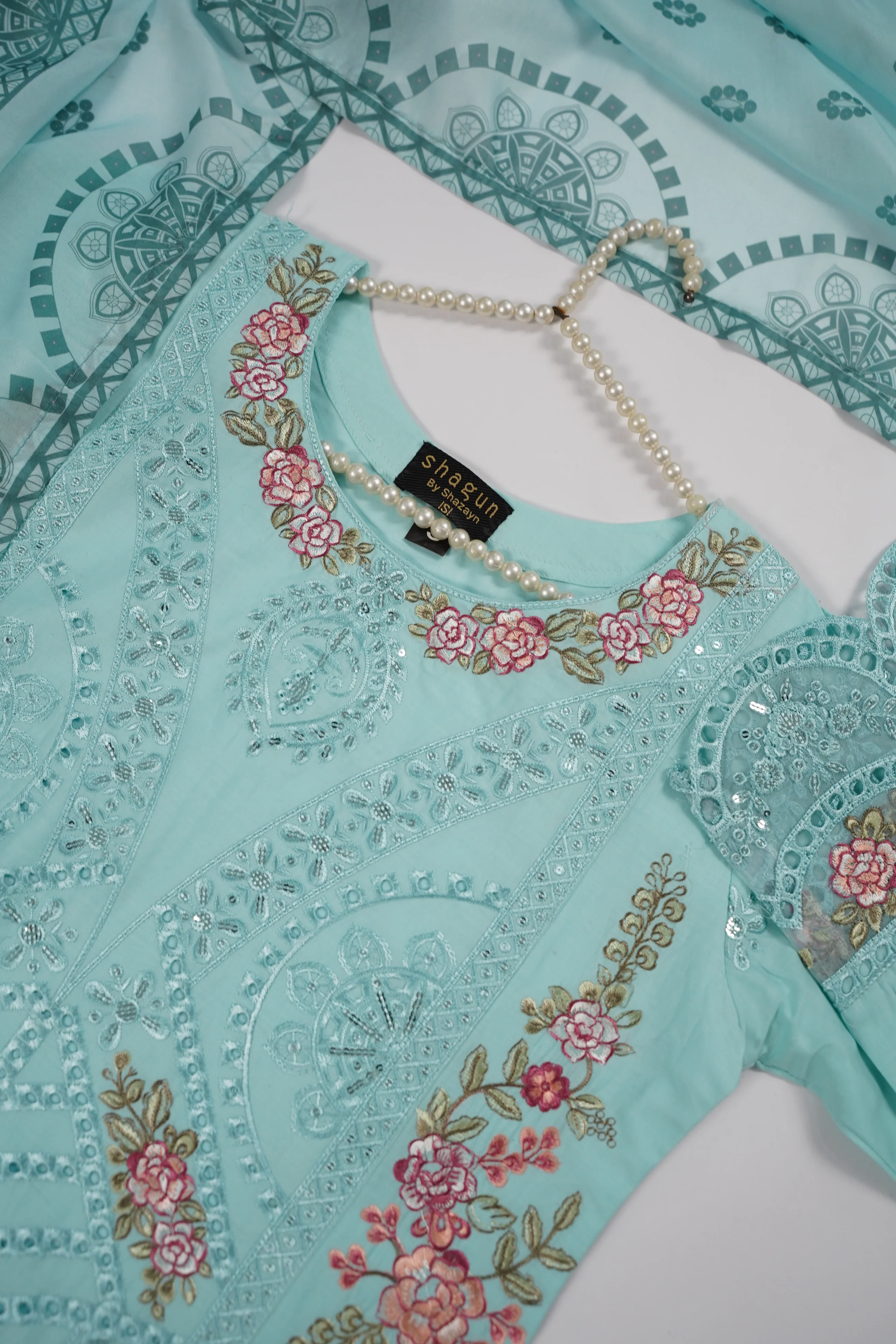 Rang-e-Noor Eid Collection UB-18 - Image 7