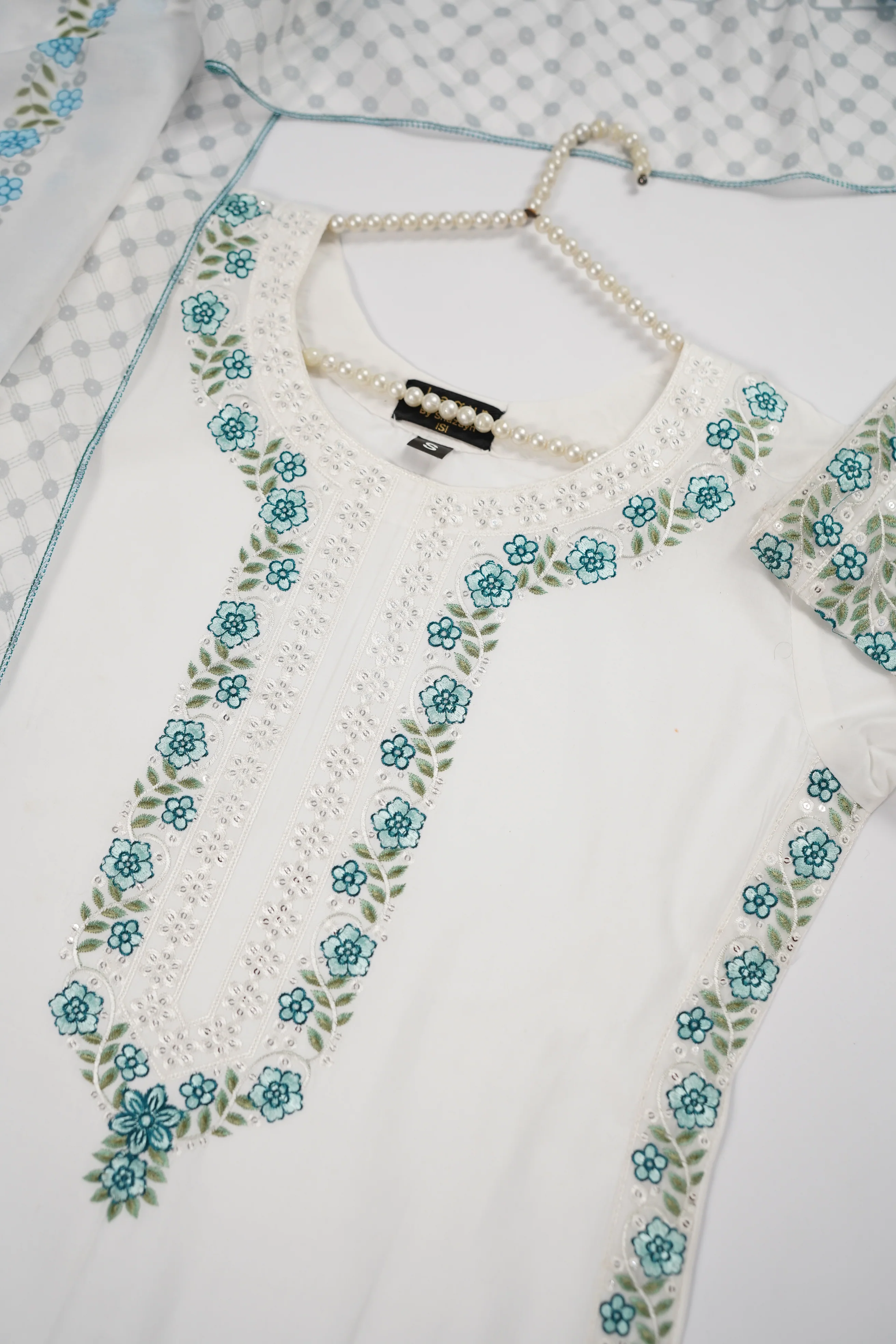 Rang-e-Noor Eid Collection UB-19 - Image 7